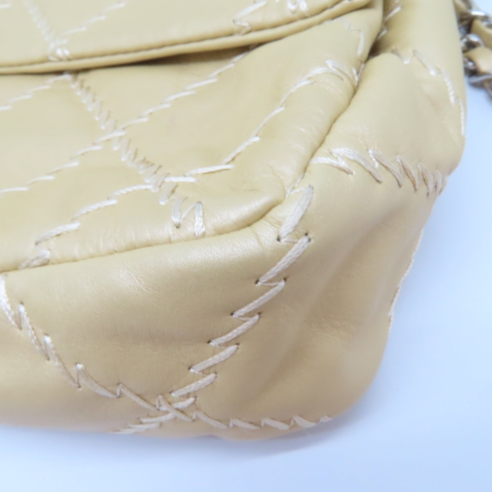 CHANEL 菱格羊皮皮革Chain Shoulder銀扣鏈帶肩背袋金色