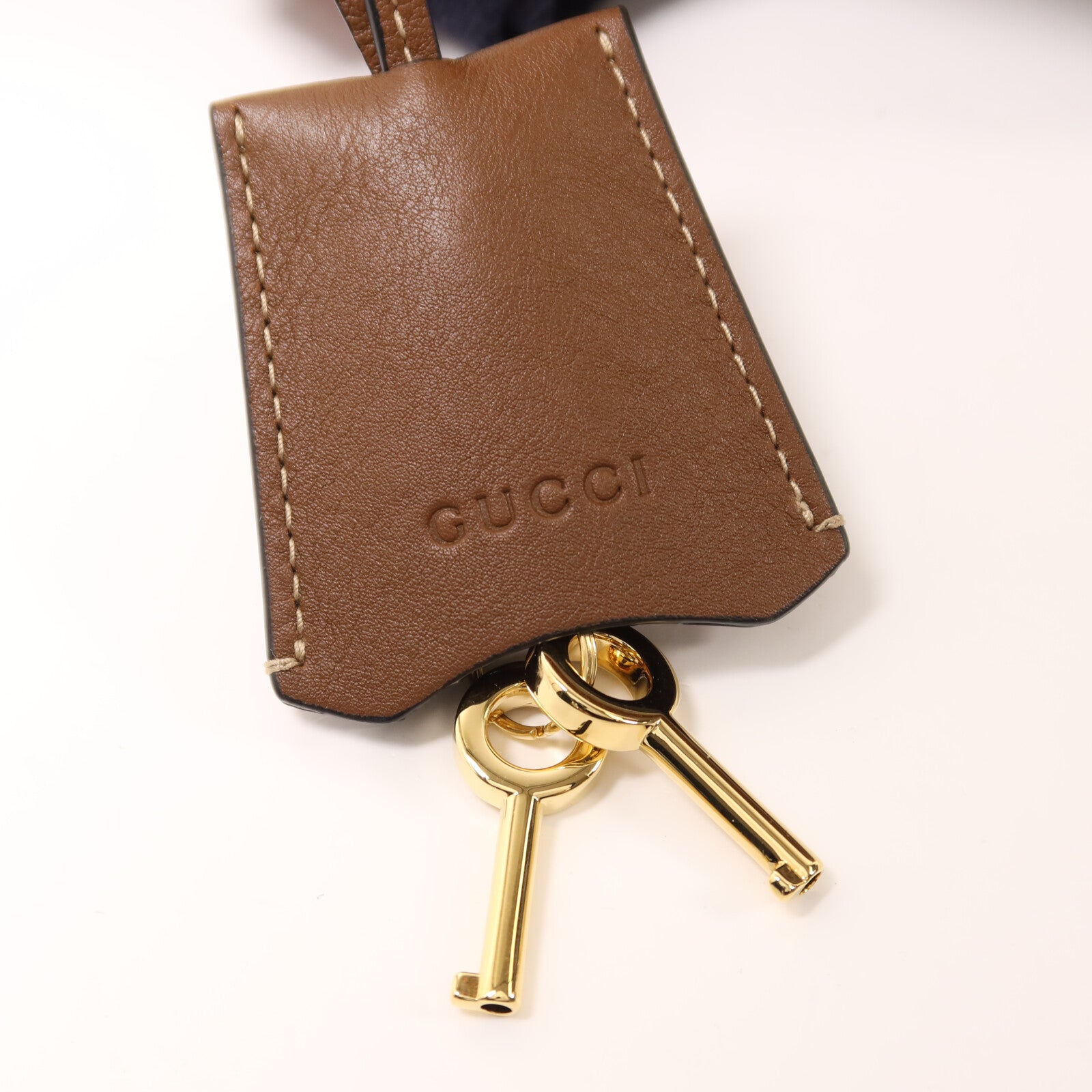 GUCCI 塗層帆布GG Supereme肩背袋