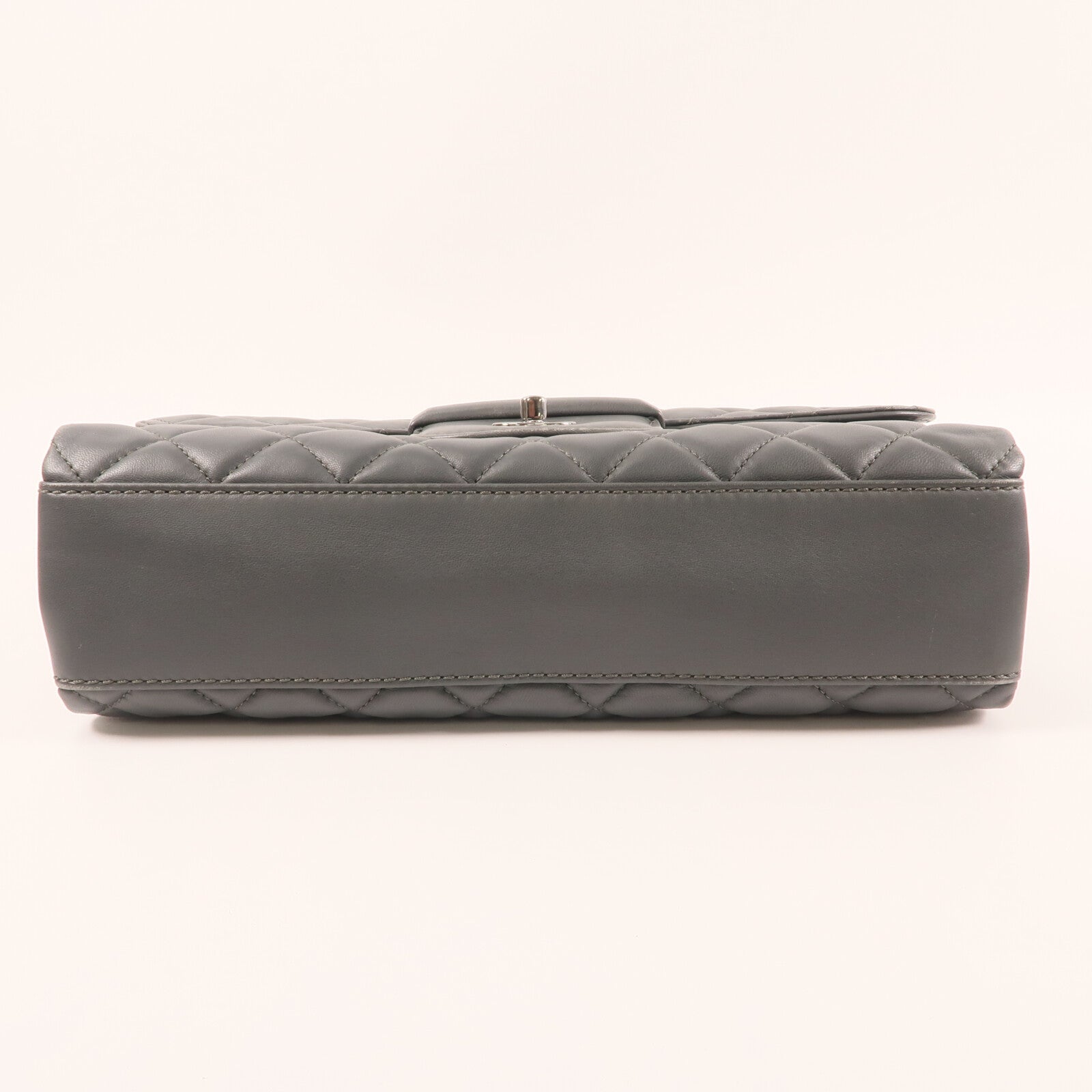 CHANEL 羊皮皮革Shoulder Bag銀扣鏈帶肩背袋