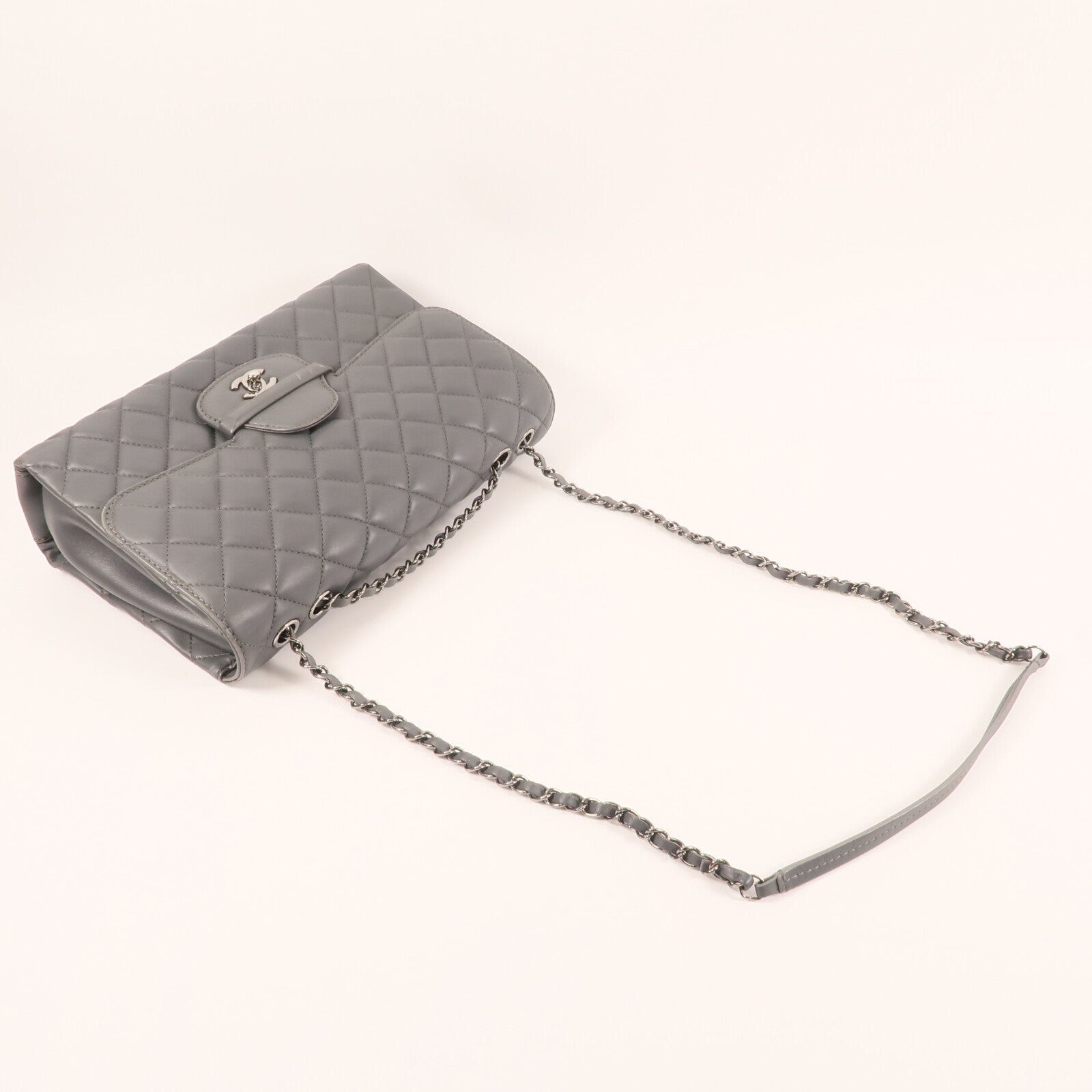 CHANEL 羊皮皮革Shoulder Bag銀扣鏈帶肩背袋