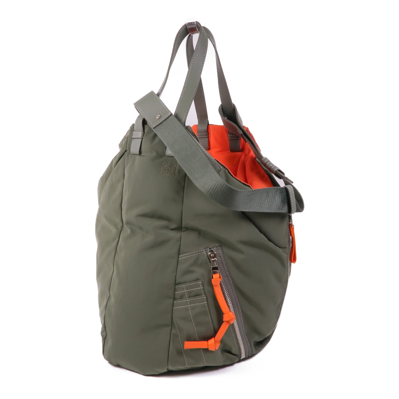 LOEWE 尼龍Hammock Reversible銀扣手挽肩背兩用袋