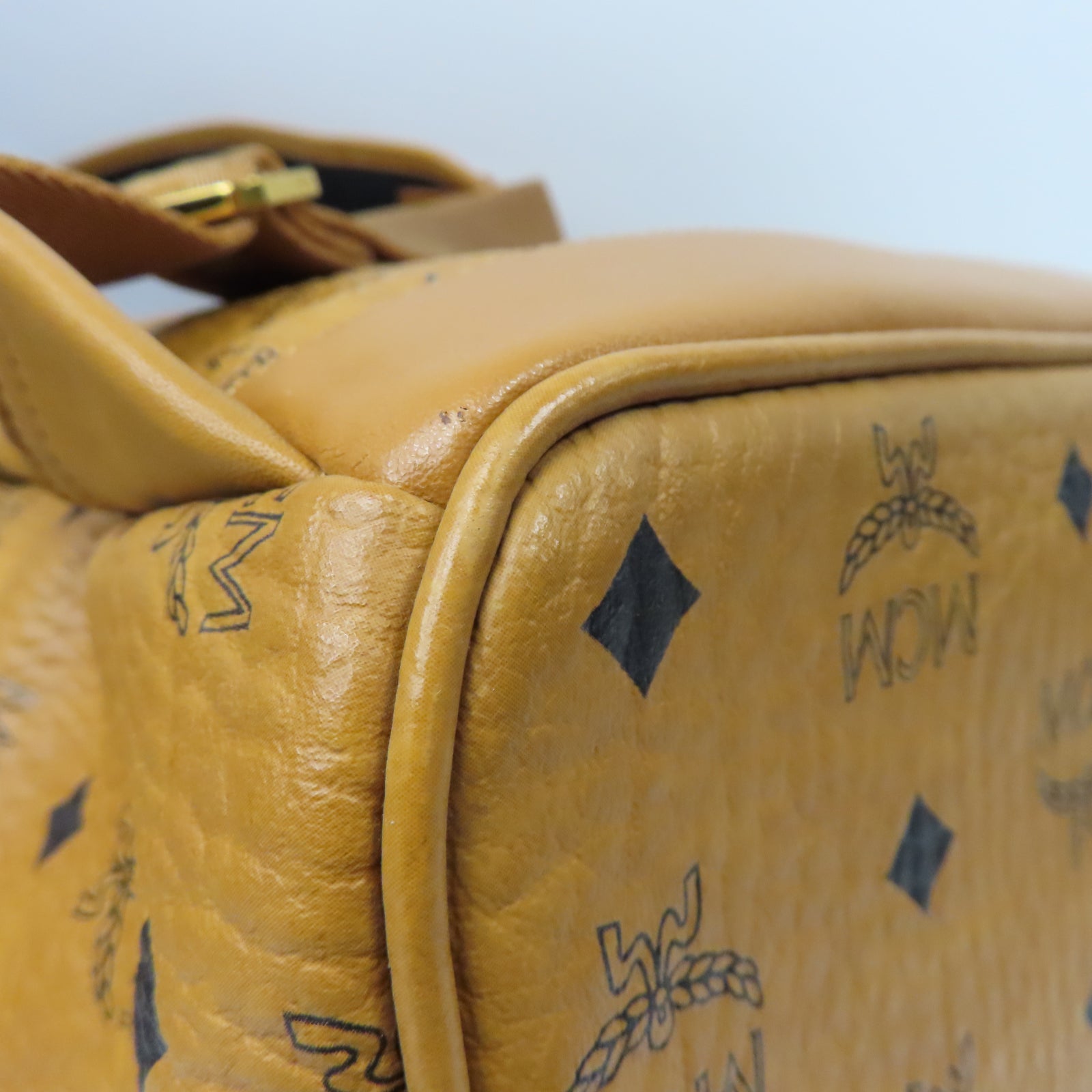 MCM 【激減優惠】塗層帆布Backpack金扣背包橙色