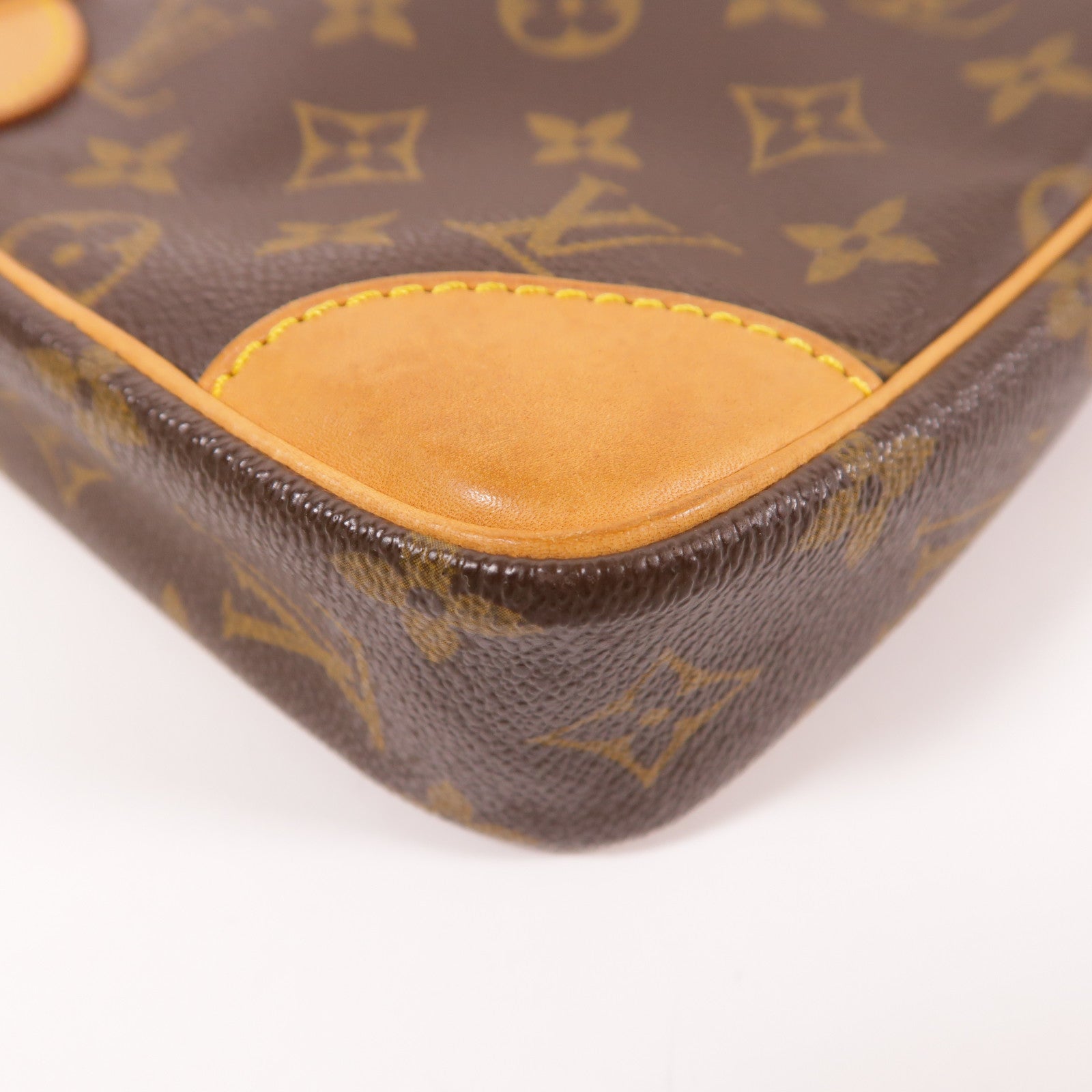LOUIS VUITTON Monogram Danube金扣肩背袋棕色