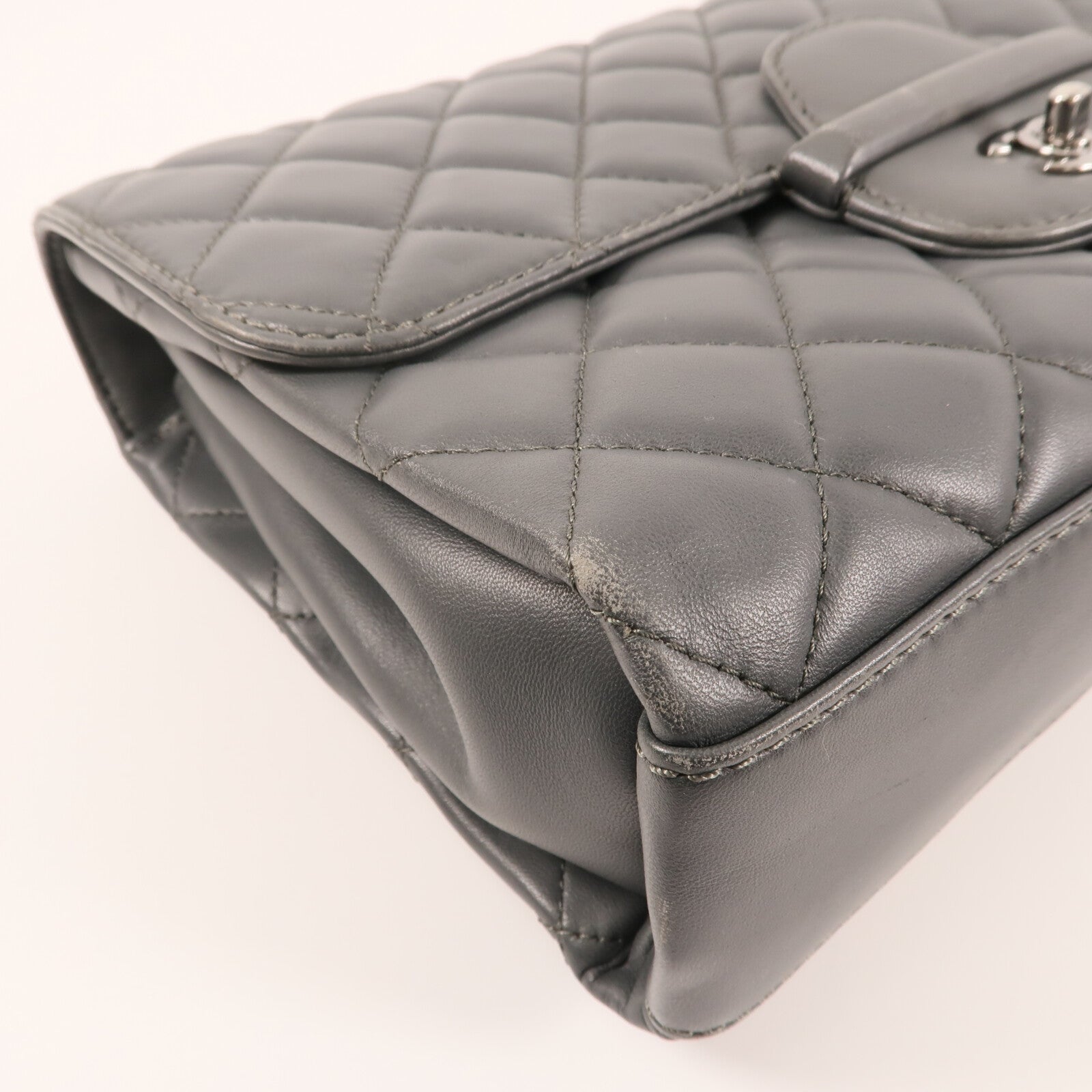 CHANEL 羊皮皮革Shoulder Bag銀扣鏈帶肩背袋