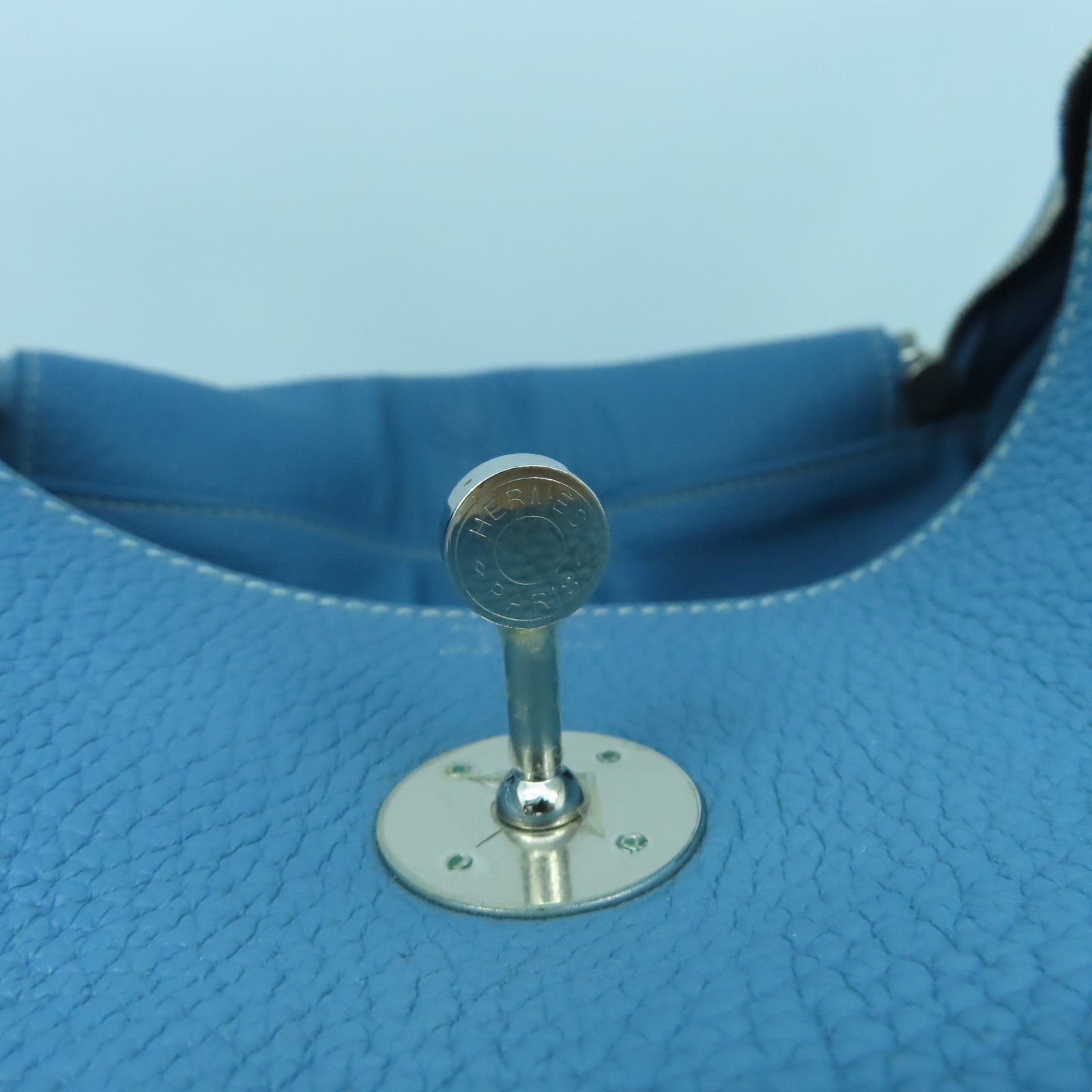 HERMES 【清倉大減價】Taurillon Clemence Lindy 30銀扣手挽肩背兩用袋Blue Jean藍色