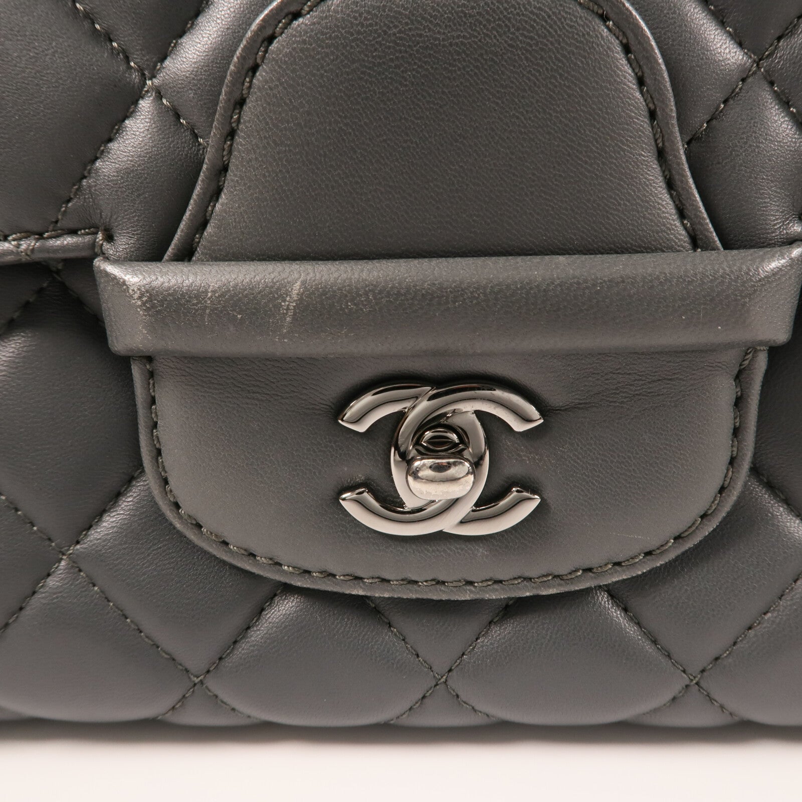 CHANEL 羊皮皮革Shoulder Bag銀扣鏈帶肩背袋