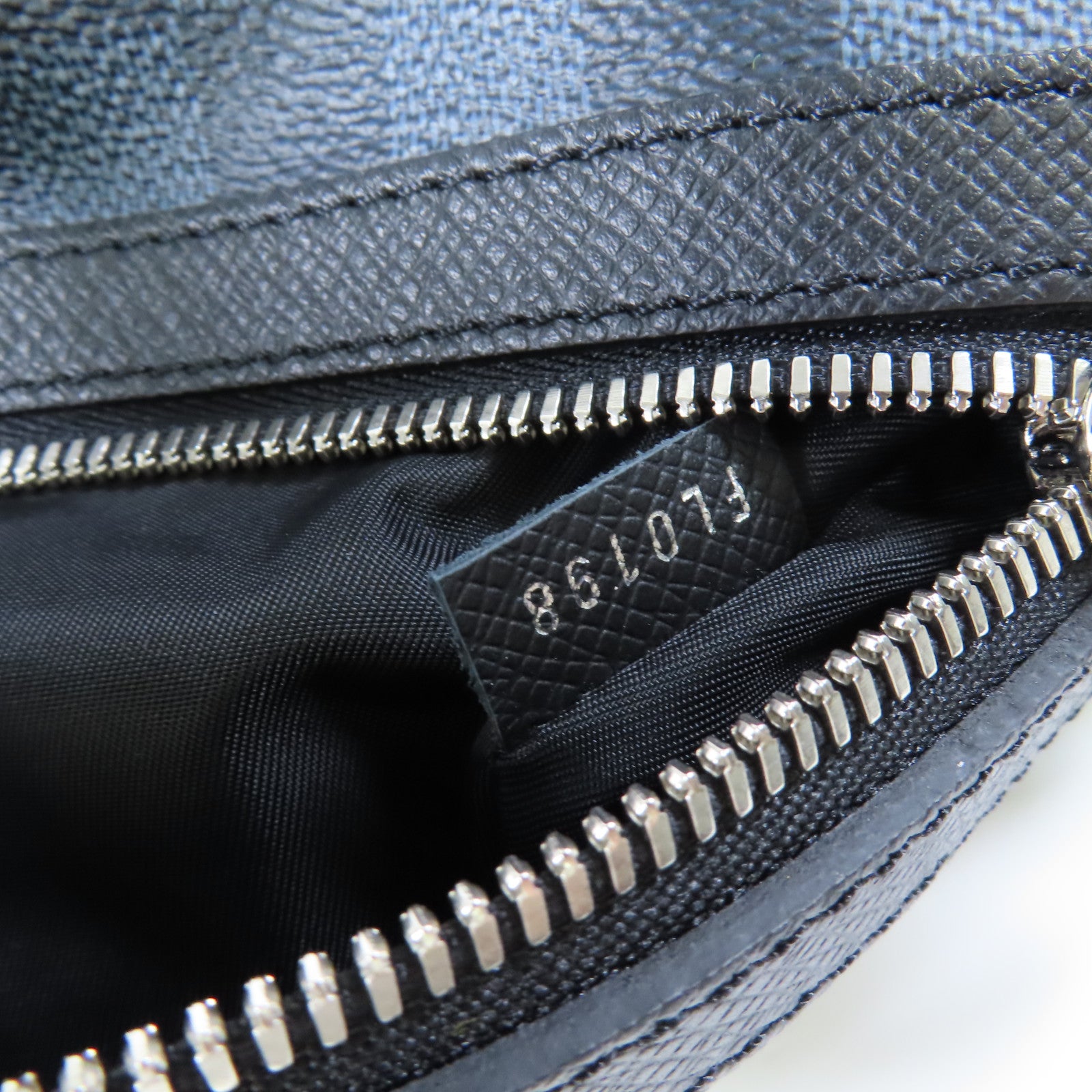 LOUIS VUITTON Damier Cobalt Matchpoint Backpack銀扣背包