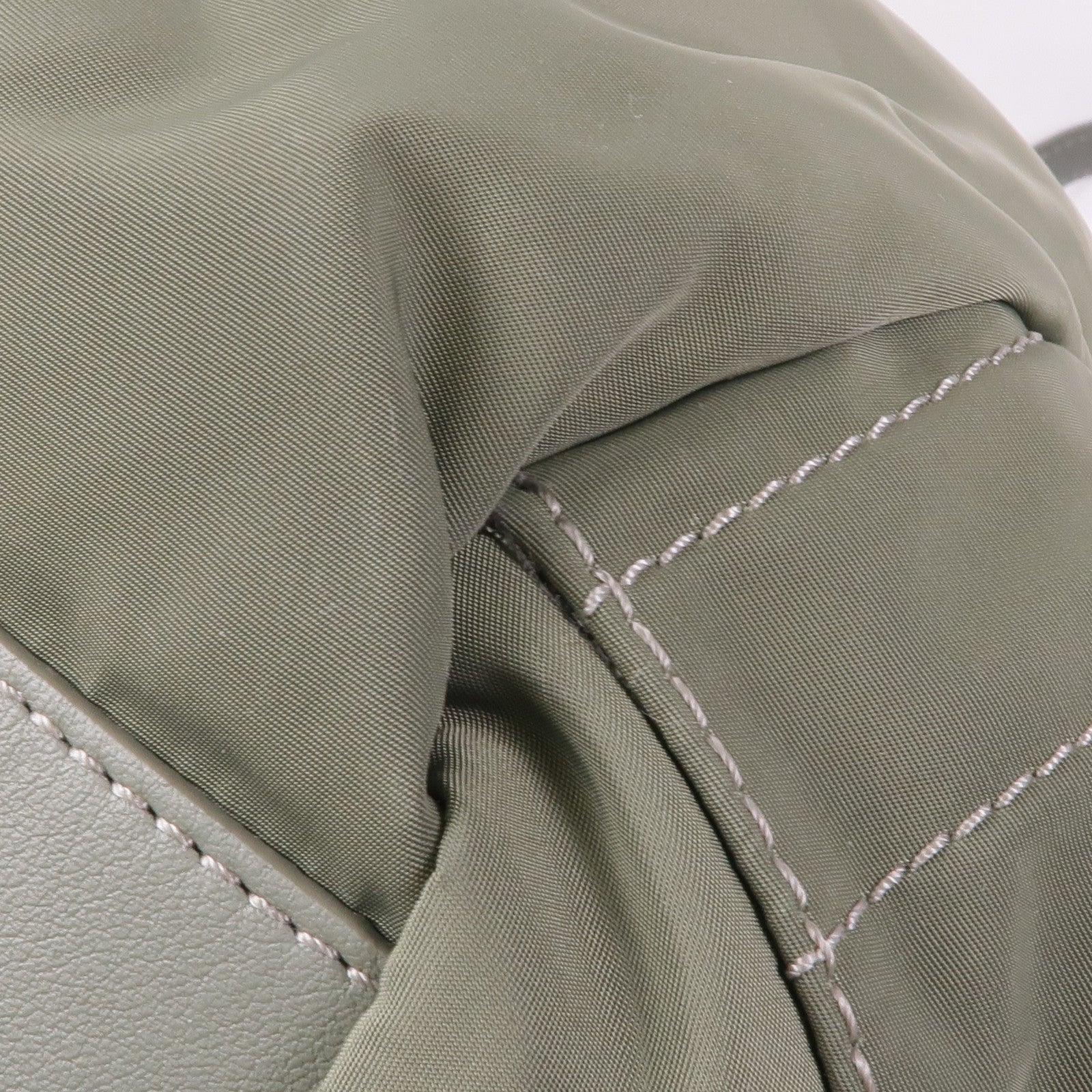 LOEWE 尼龍Hammock Reversible銀扣手挽肩背兩用袋