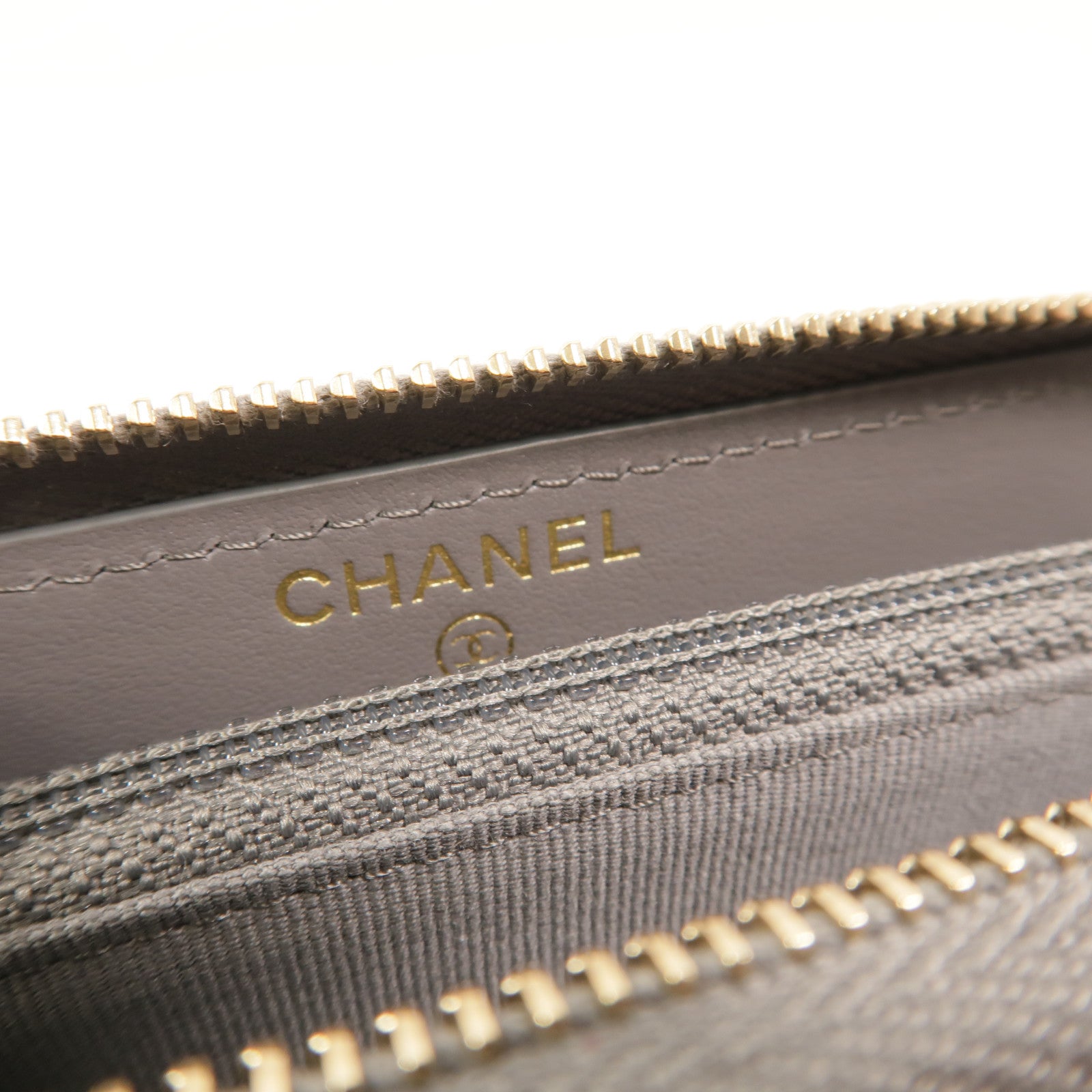 CHANEL 羊皮皮革C19 Wallet長錢包