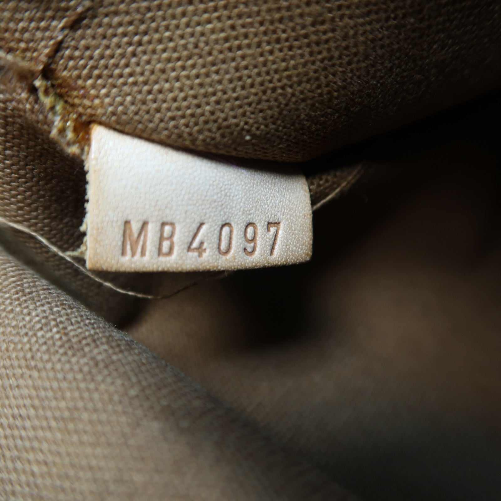 LOUIS VUITTON Monogram Tulum GM金扣肩背袋啡色