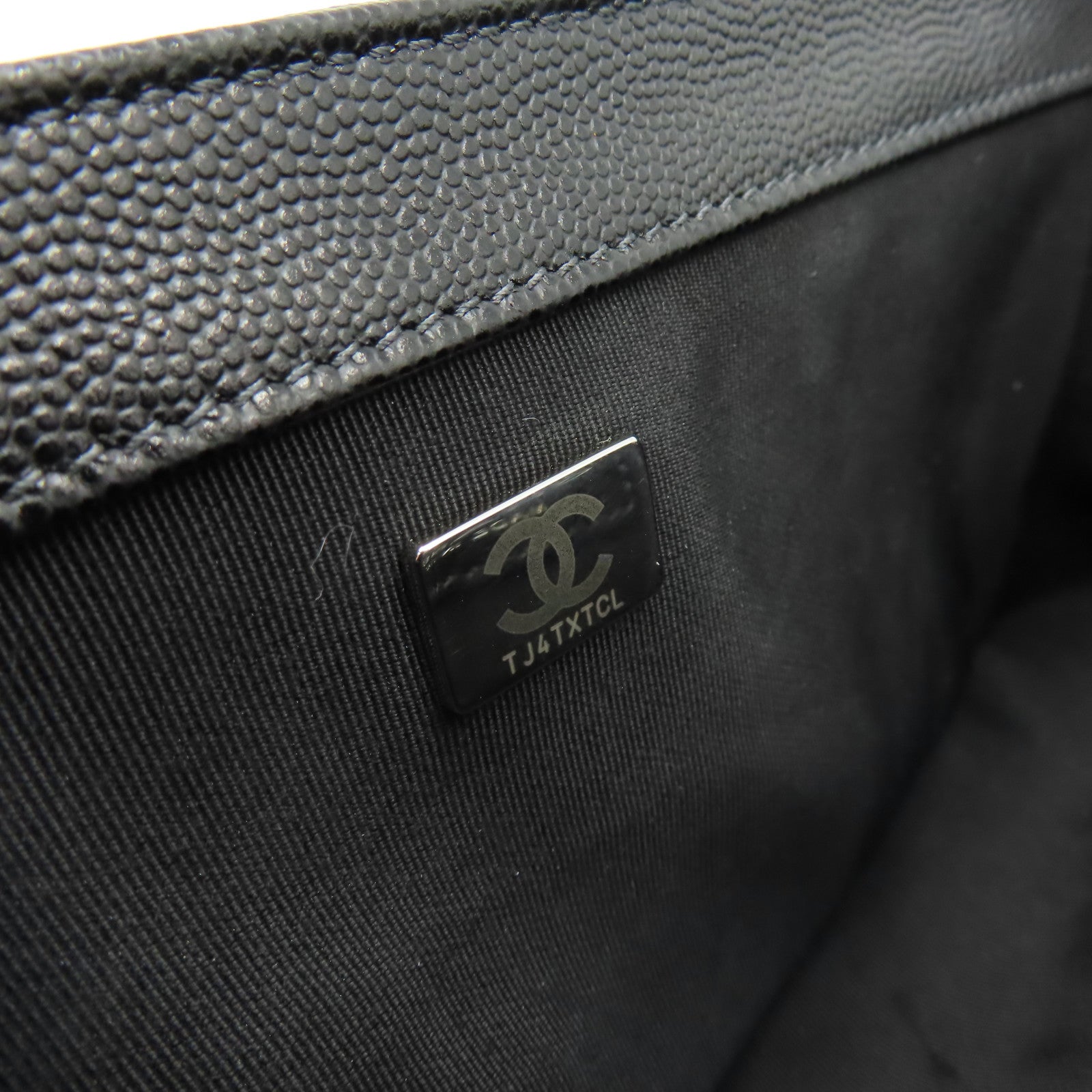 CHANEL 【激減優惠】菱格Caviar皮革Boy Chanel 25 Chain Shoulder Bag銀扣鏈帶肩背袋黑色
