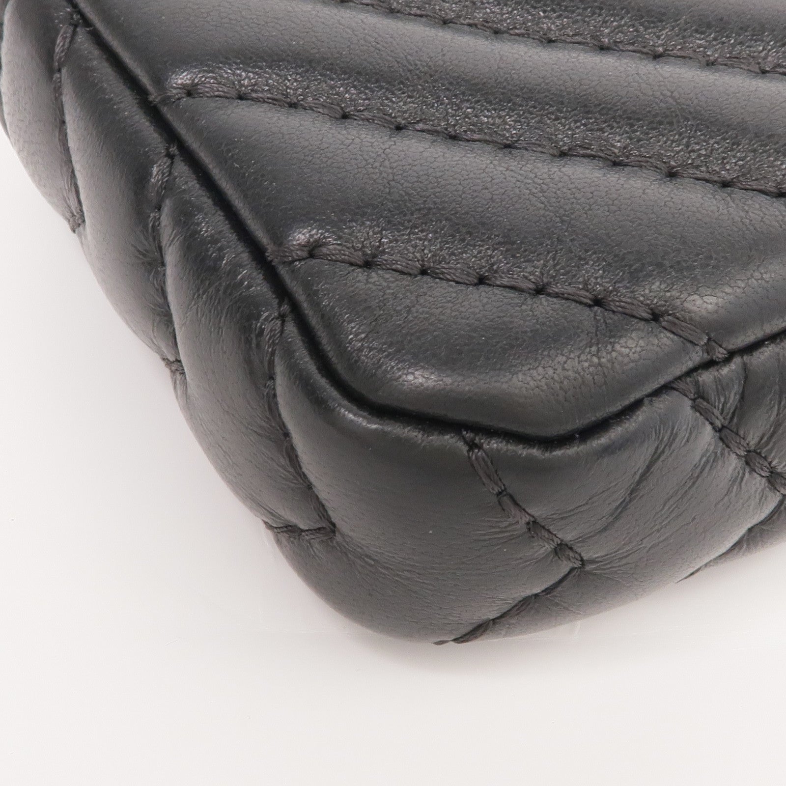 CHANEL 羊皮皮革WOC Wallet On Chain金扣鏈帶肩背袋