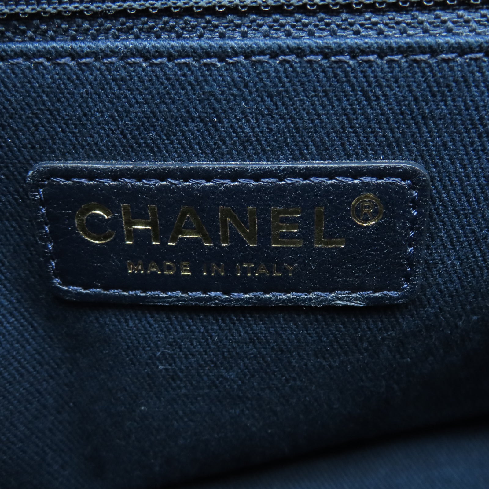 CHANEL 【清倉大減價】斜紋牛皮皮革Shoulder Bag金扣鏈帶肩背袋紅色