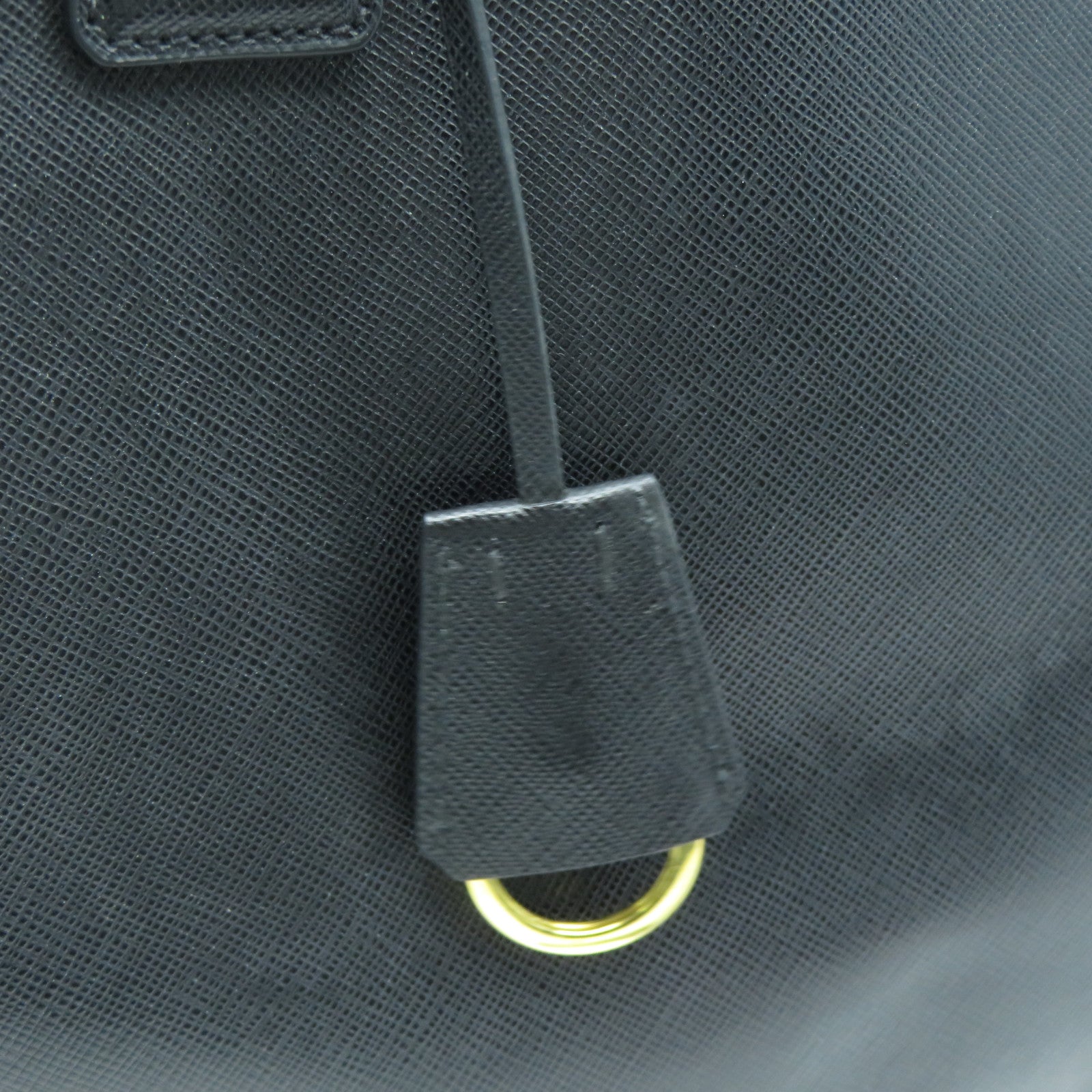 PRADA Saffiano皮革Handbag金扣手挽袋黑色
