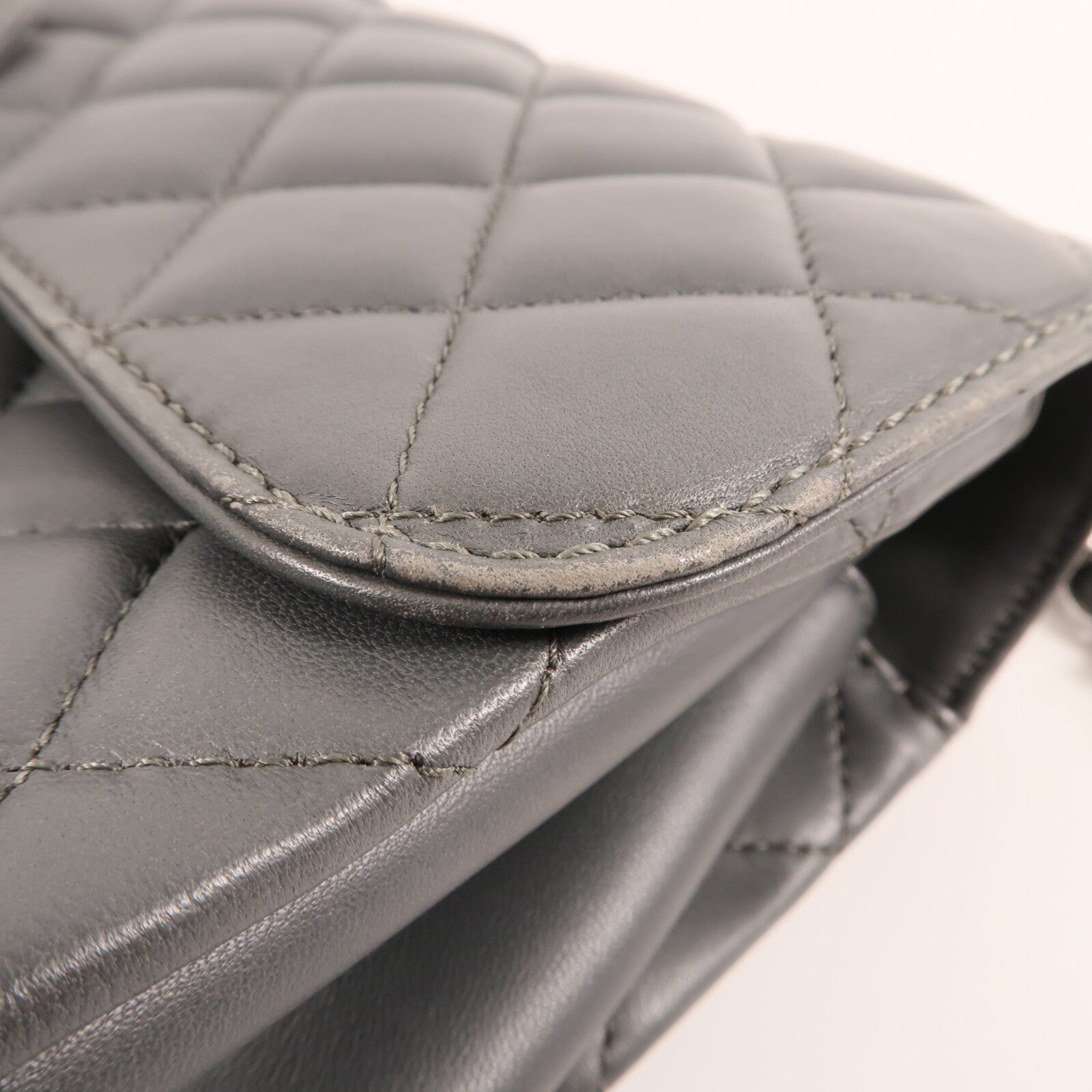 CHANEL 羊皮皮革Shoulder Bag銀扣鏈帶肩背袋