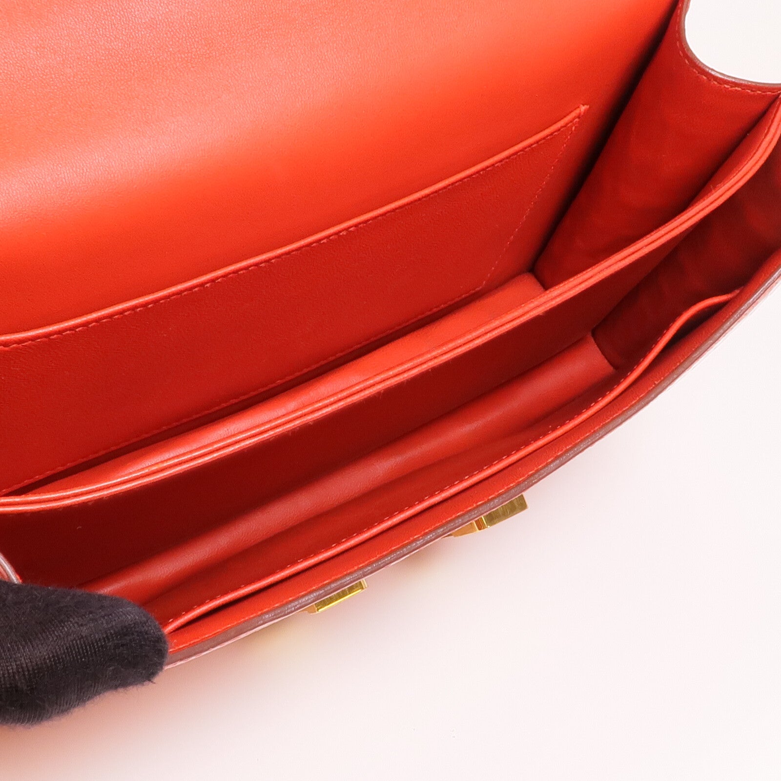 HERMES 鱷魚皮革Constance Elan金扣肩背袋Sanguine Shiny