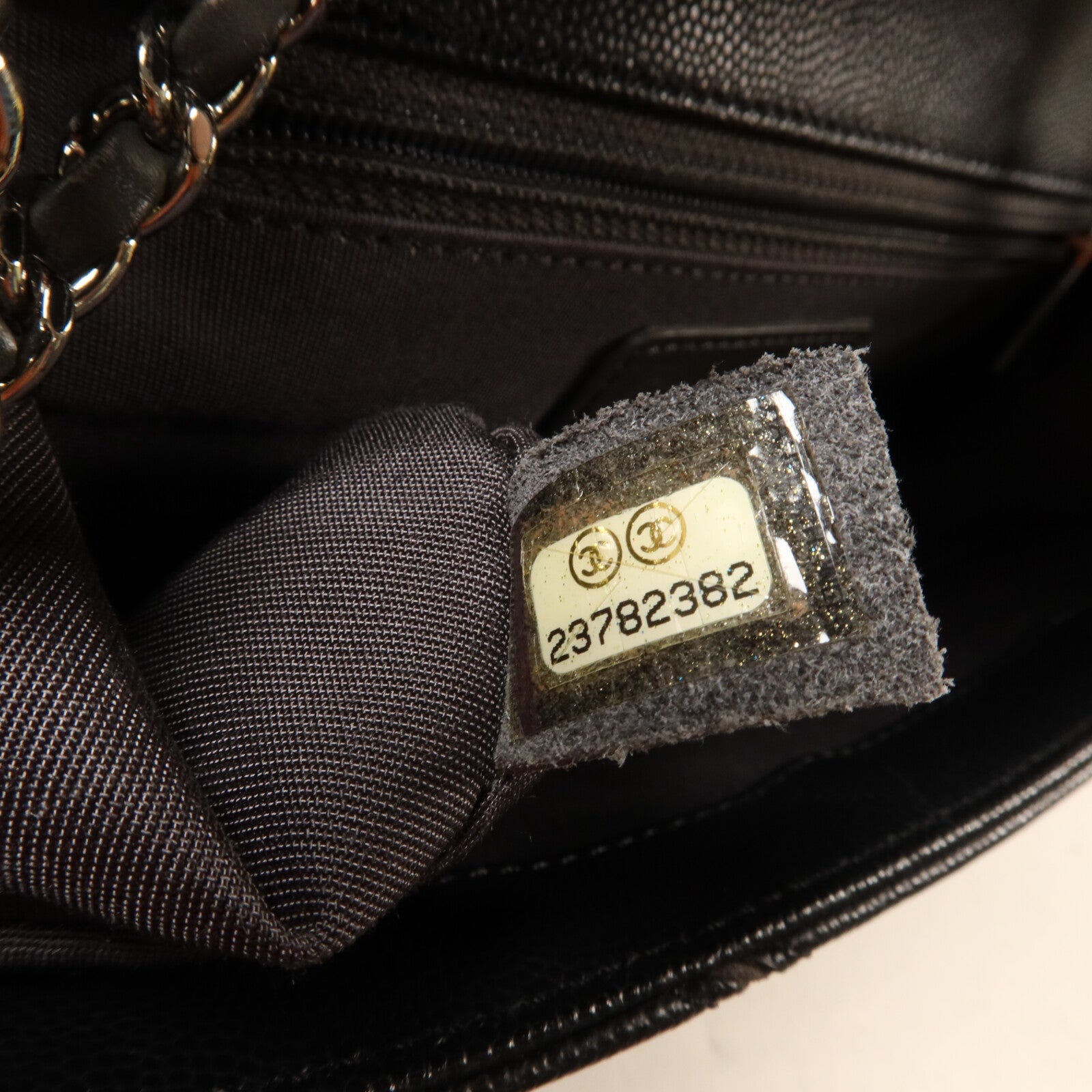 CHANEL 牛皮皮革Macro Chevron Envelope Flap Bag鏈帶肩背袋