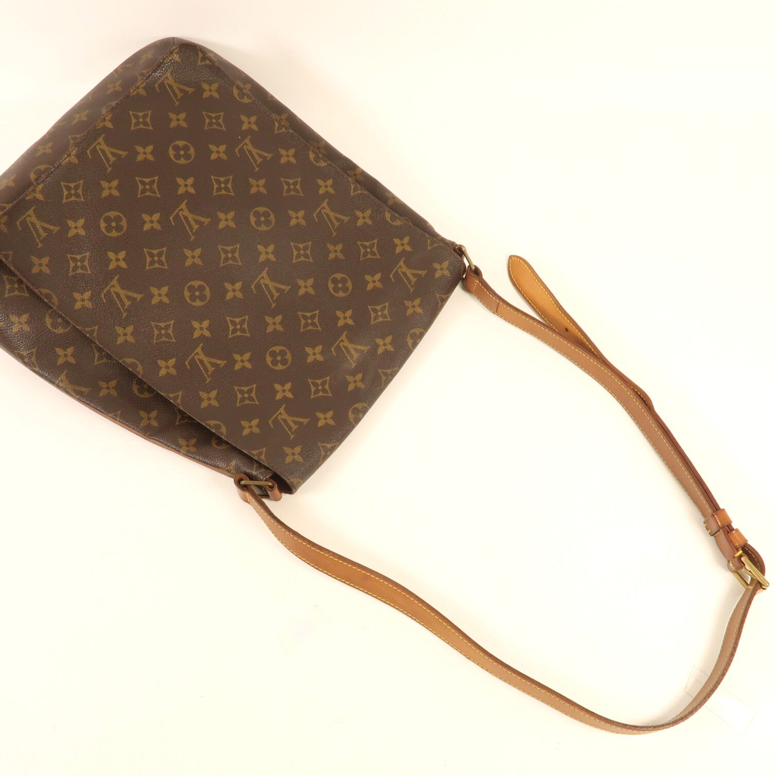 LOUIS VUITTON Monogram Musette金扣肩背袋
