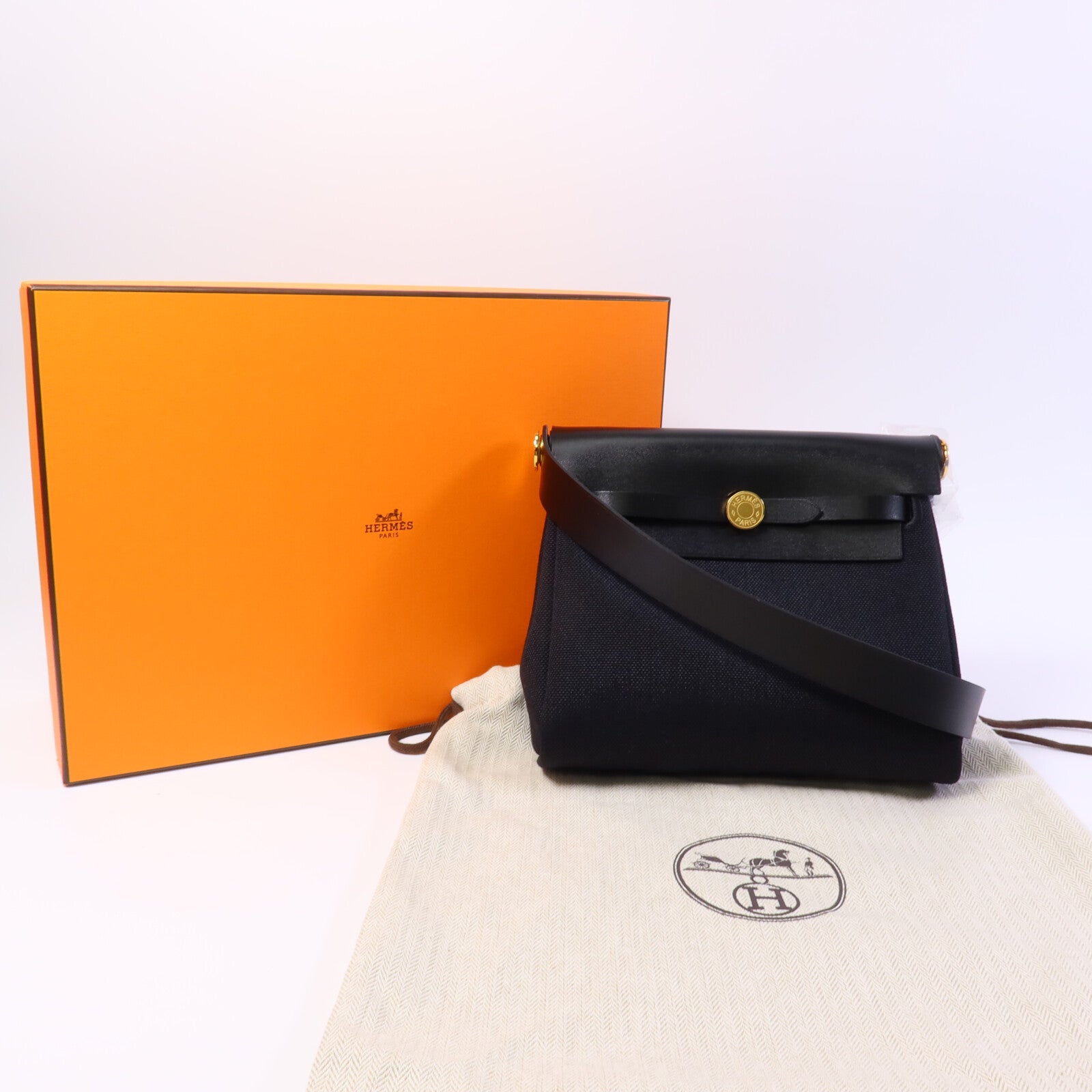 HERMES 帆布Mini Herbag肩背袋Nour