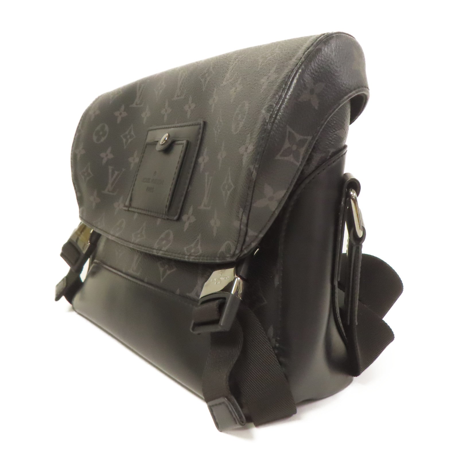 LOUIS VUITTON Monogram Eclipse Messenger PM Voyager銀扣肩背袋黑色