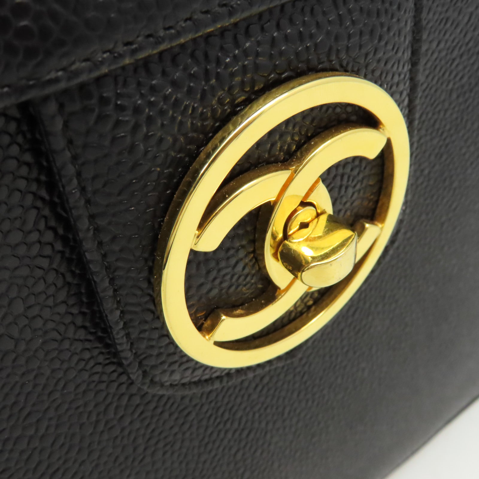 CHANEL 【清倉大減價】Caviar皮革Vintage Vanity Case 2Way Shoulder Make Bag金扣鏈帶手挽肩背兩用化妝袋黑色