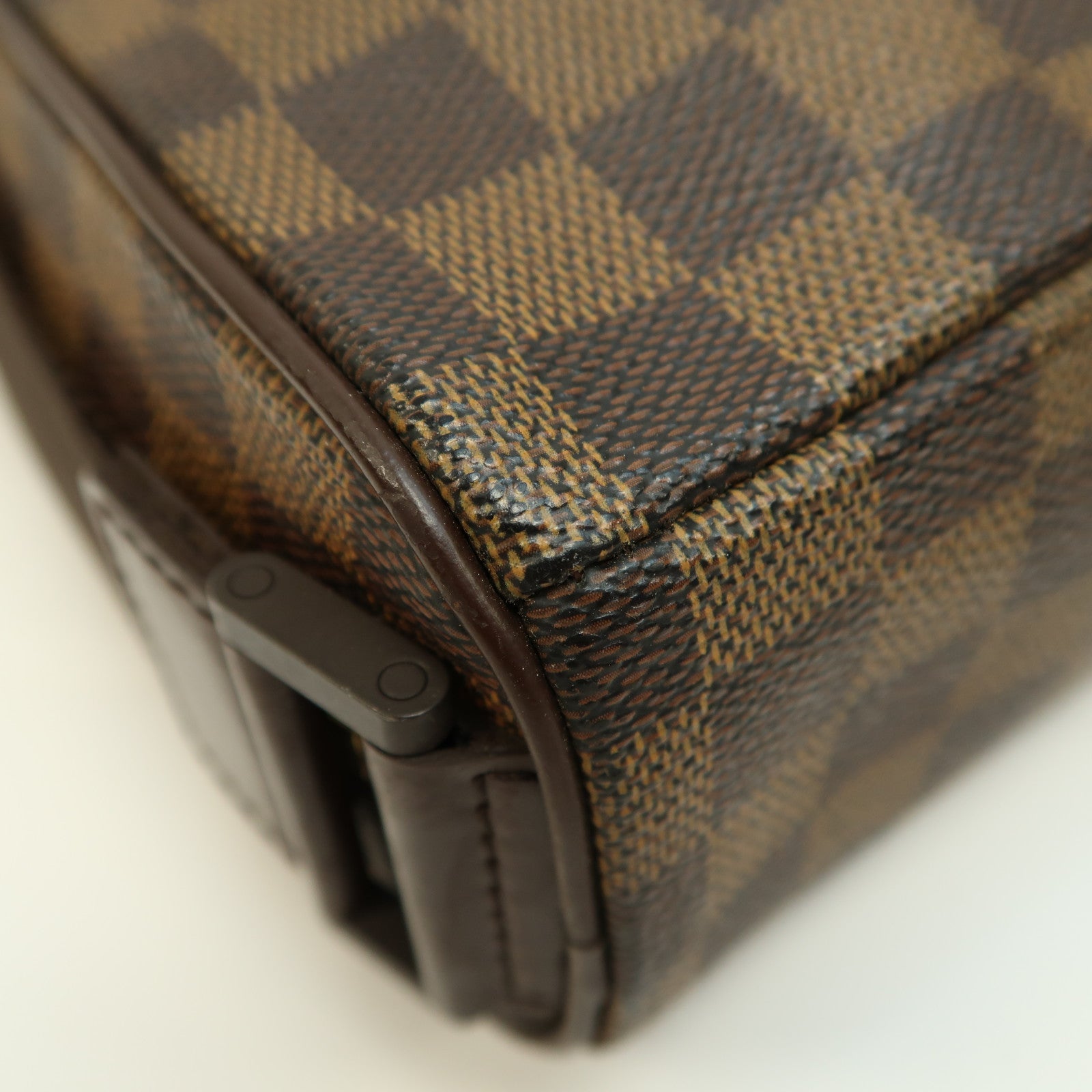 LOUIS VUITTON Damier Olav PM金扣肩背袋啡色
