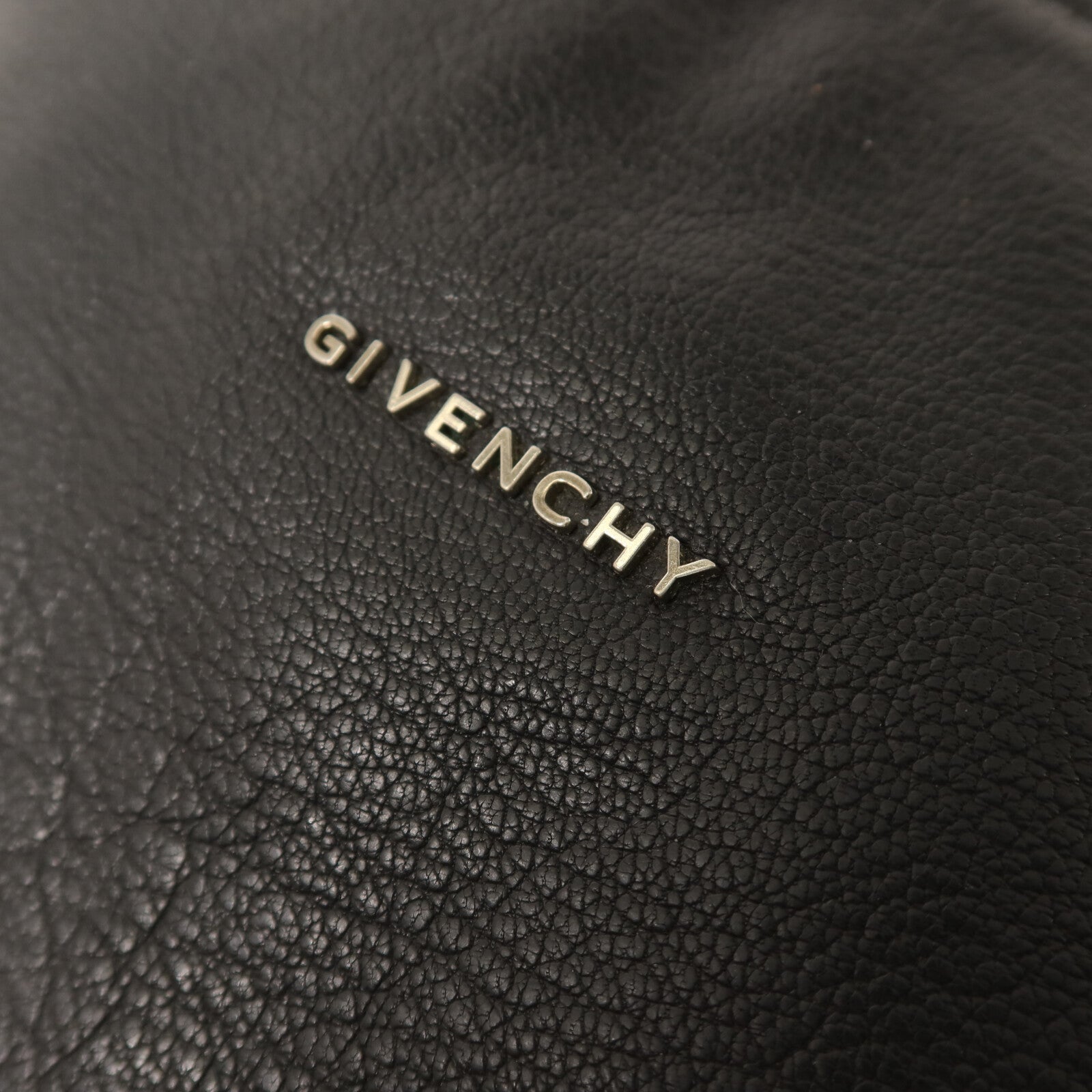 GIVENCHY 牛皮皮革Pandora銀扣手挽肩背兩用袋