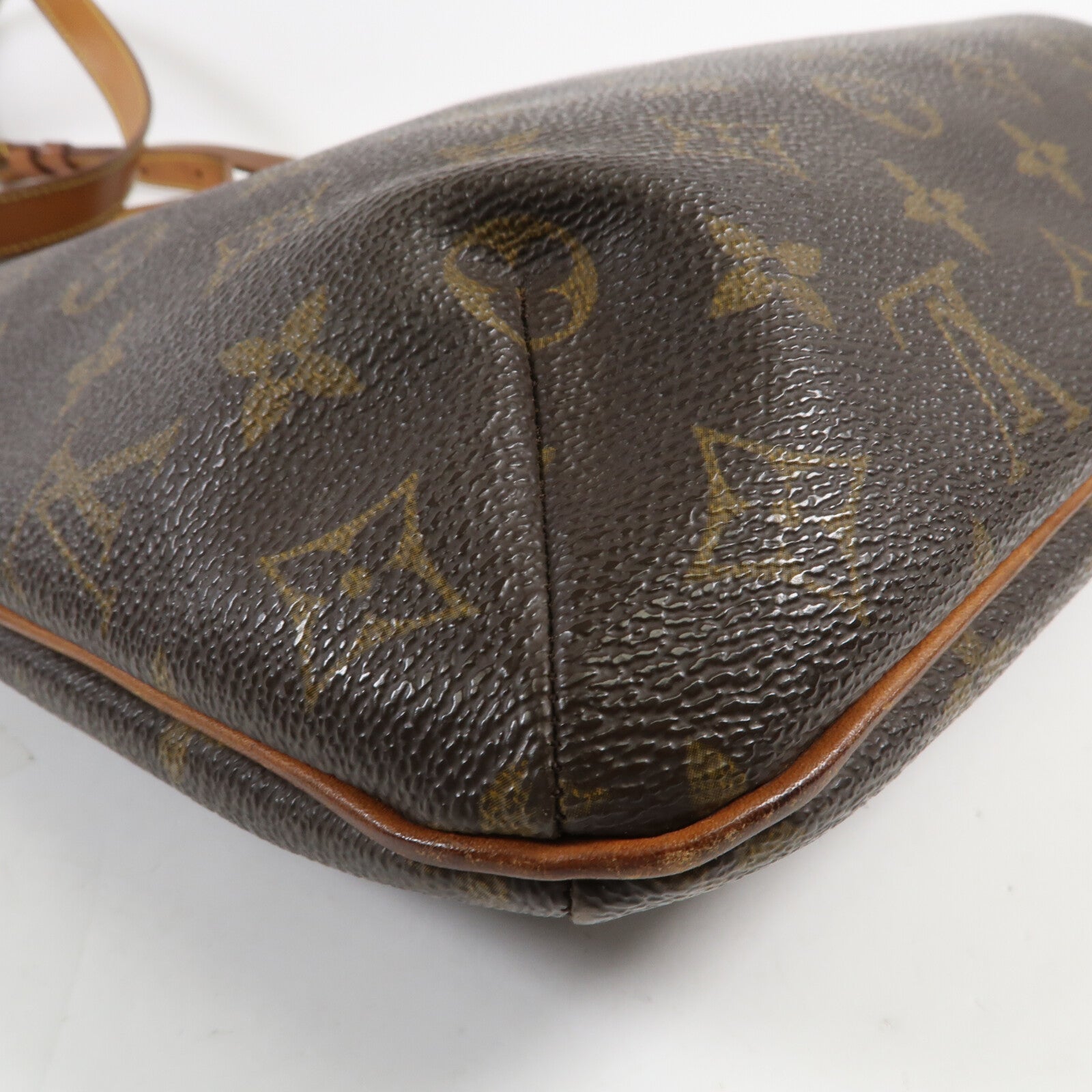 LOUIS VUITTON Monogram Musette金扣肩背袋