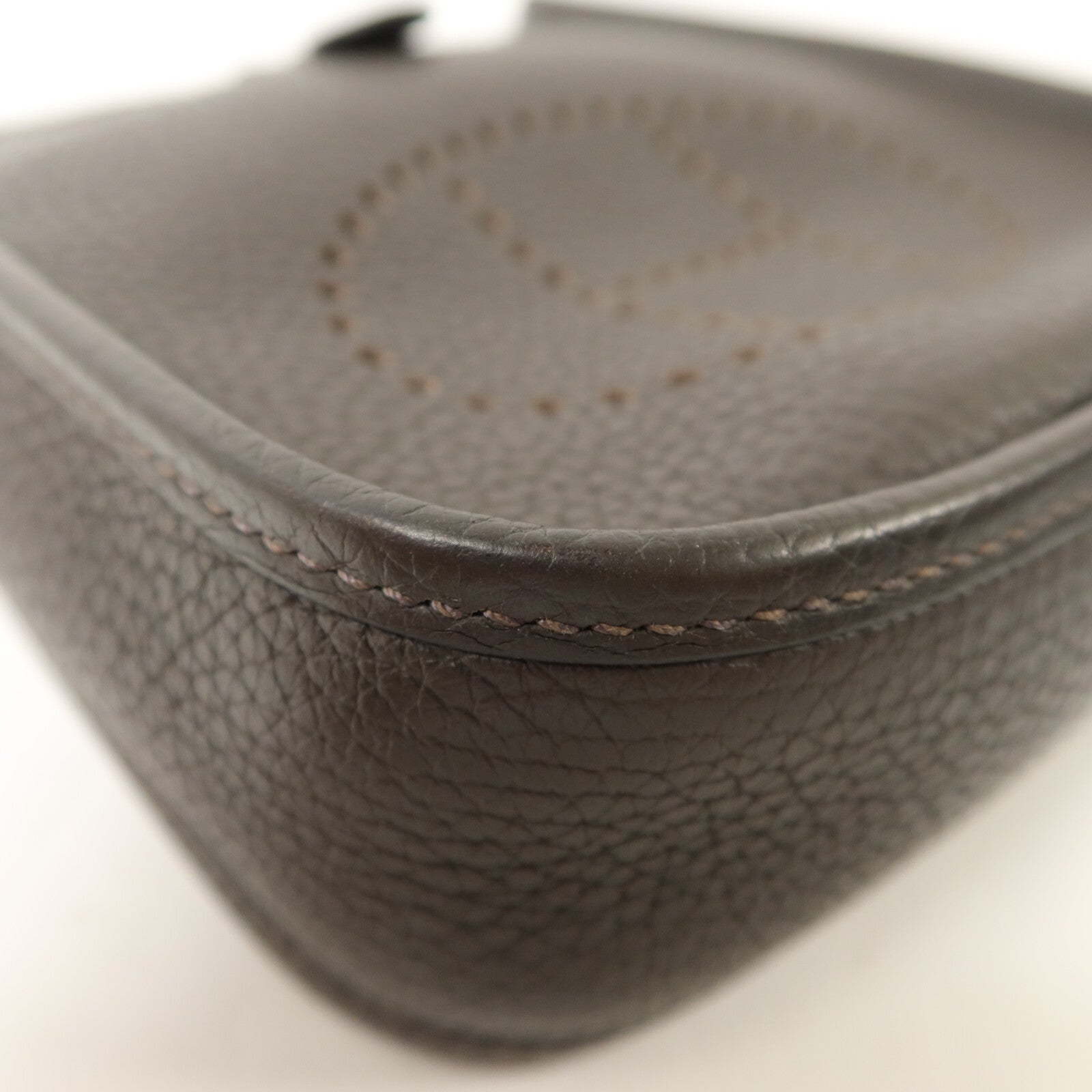 HERMES Clemence皮革Evelyne TPM肩背袋Chocolat