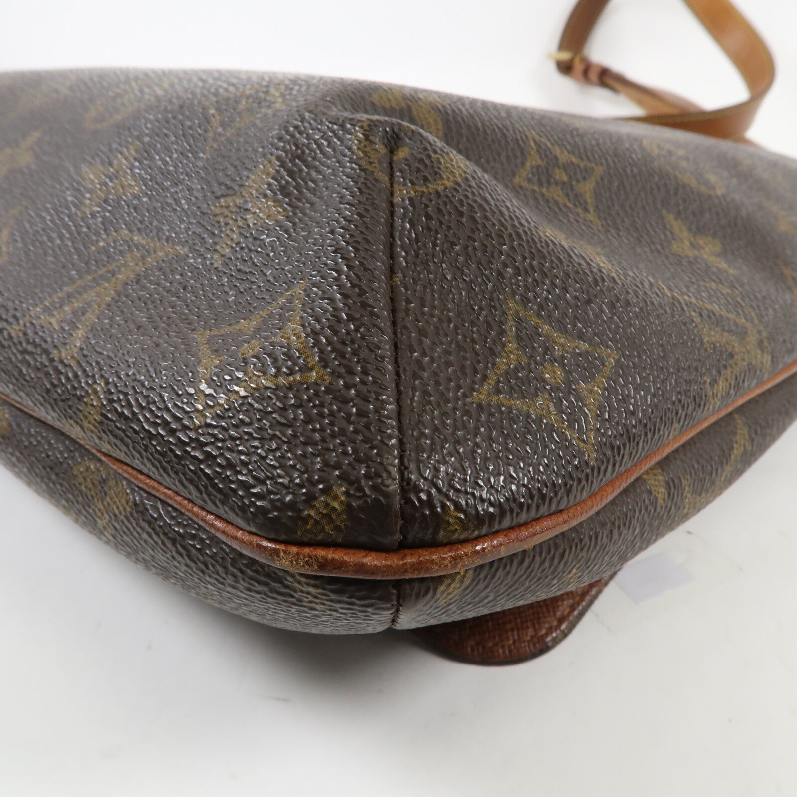 LOUIS VUITTON Monogram Musette金扣肩背袋