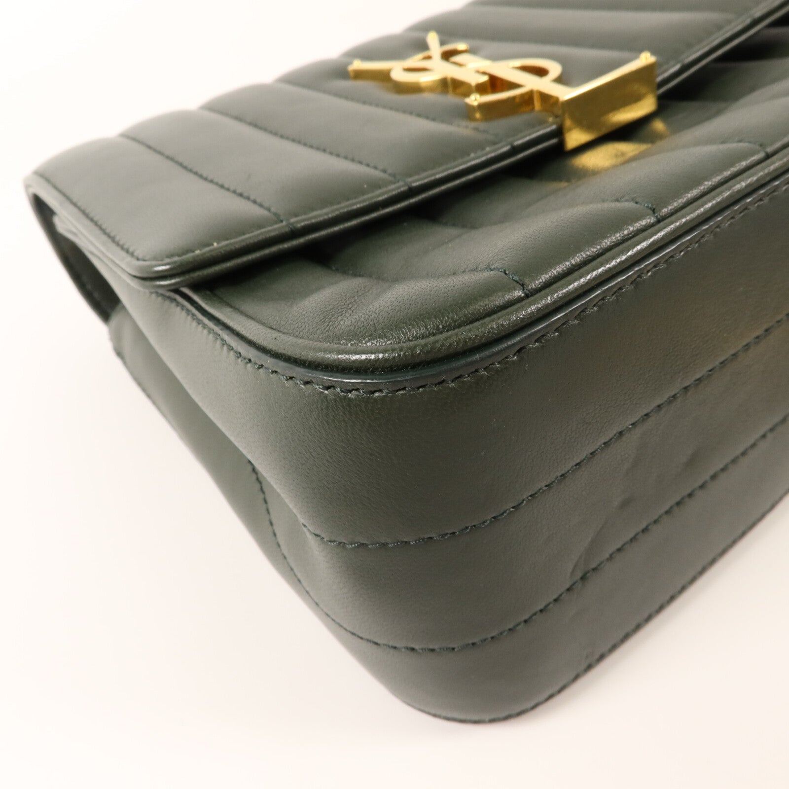 SAINT LAURENT 羊皮皮革Vicky Medium鏈帶肩背袋