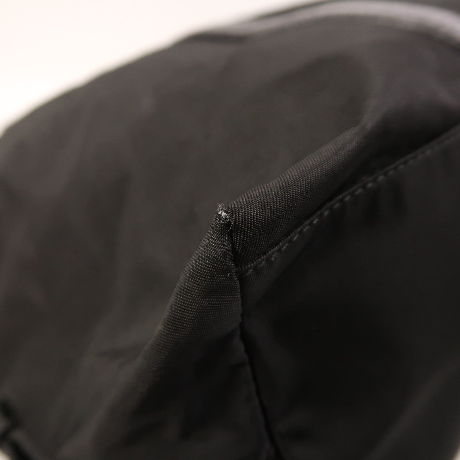 PRADA 尼龍2 Way Shoulder銀扣手挽肩背兩用袋