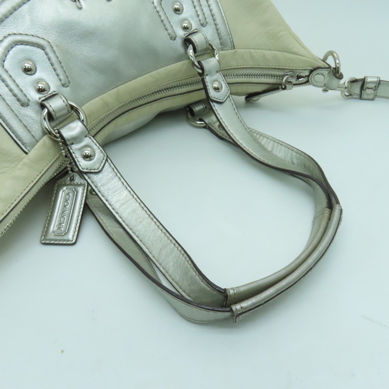 COACH 【清倉大減價】牛皮皮革2 Way Shoulder銀扣手挽肩背兩用袋白色