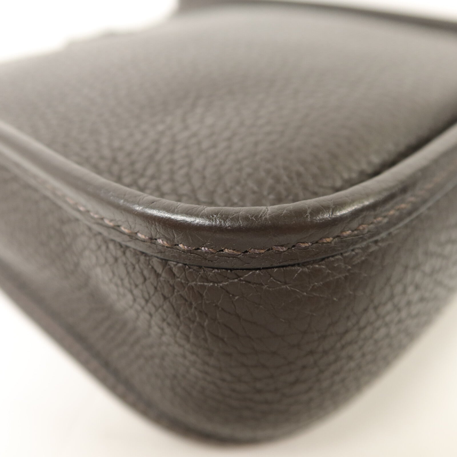 HERMES Clemence皮革Evelyne TPM肩背袋Chocolat