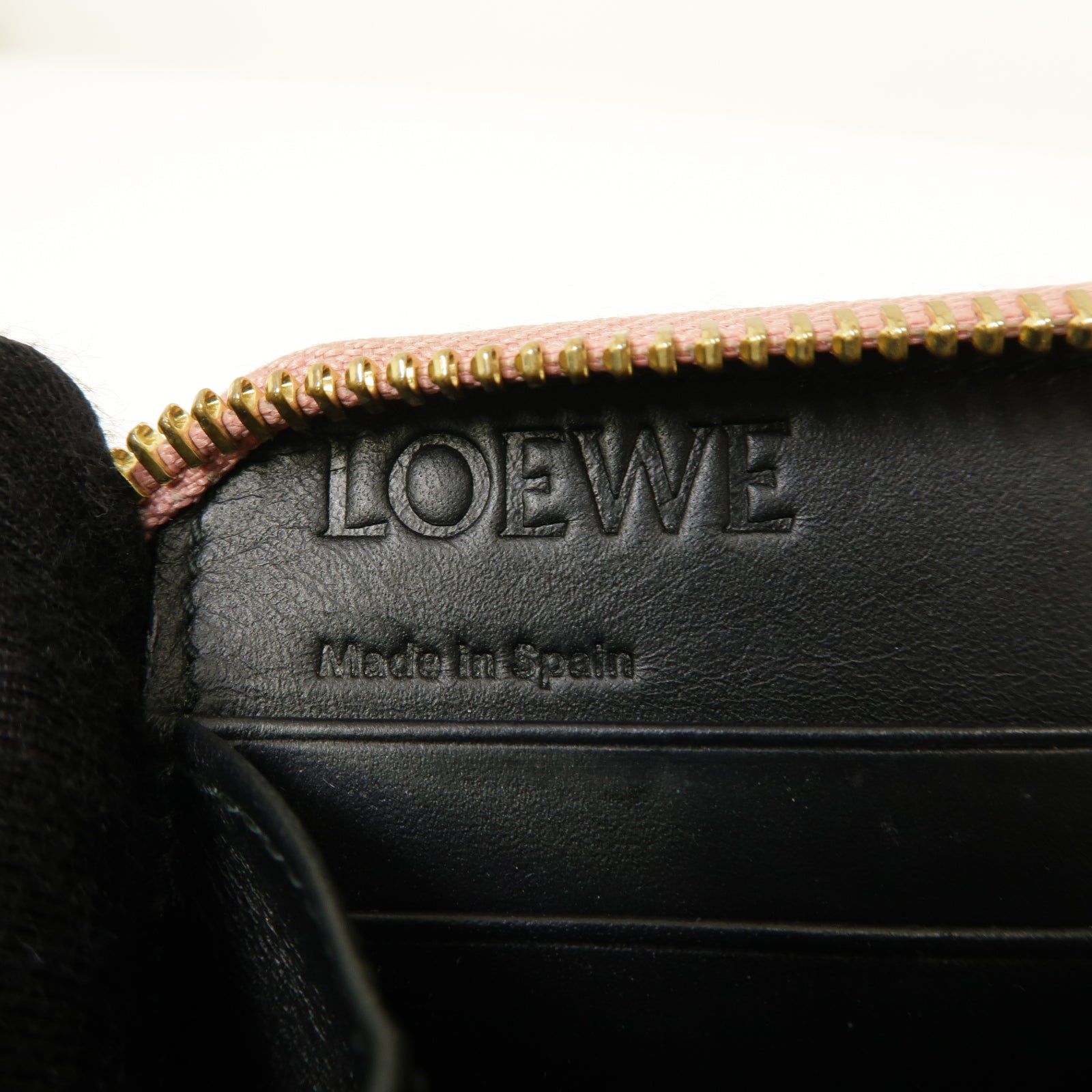 LOEWE 牛皮皮革Puzzle Zip Around Wallet金扣長錢包粉紅色