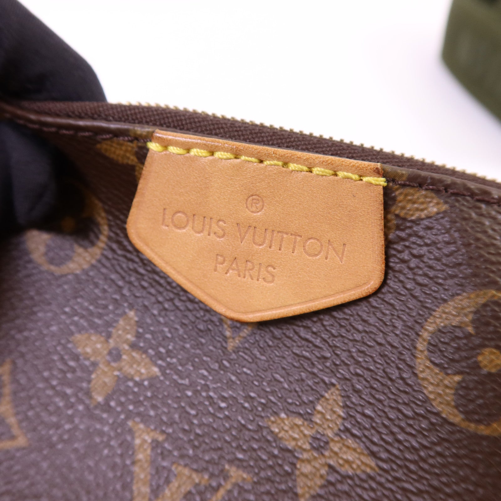 LOUIS VUITTON Monogram Multi Pochette Accessoires金扣肩背袋