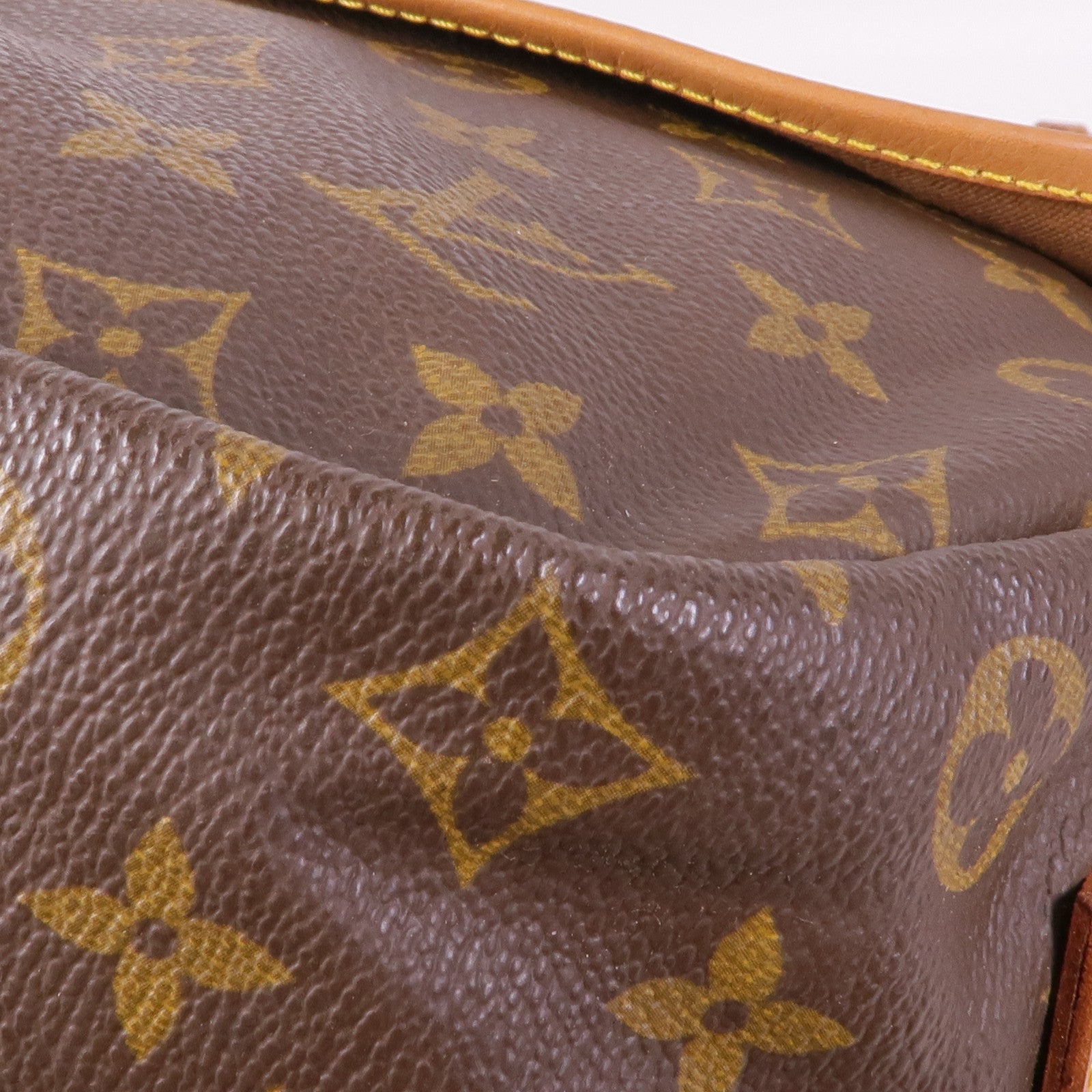 LOUIS VUITTON Monogram Saumur 35金扣肩背袋