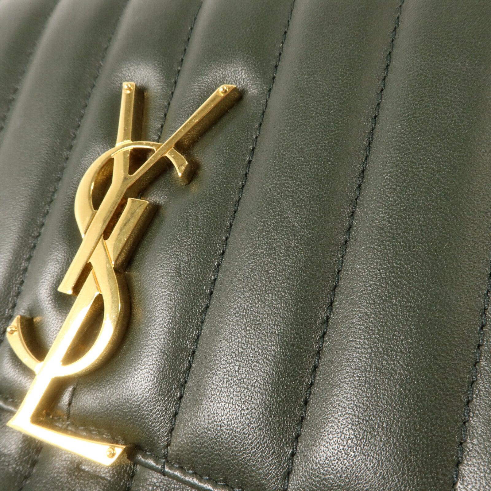 SAINT LAURENT 羊皮皮革Vicky Medium鏈帶肩背袋