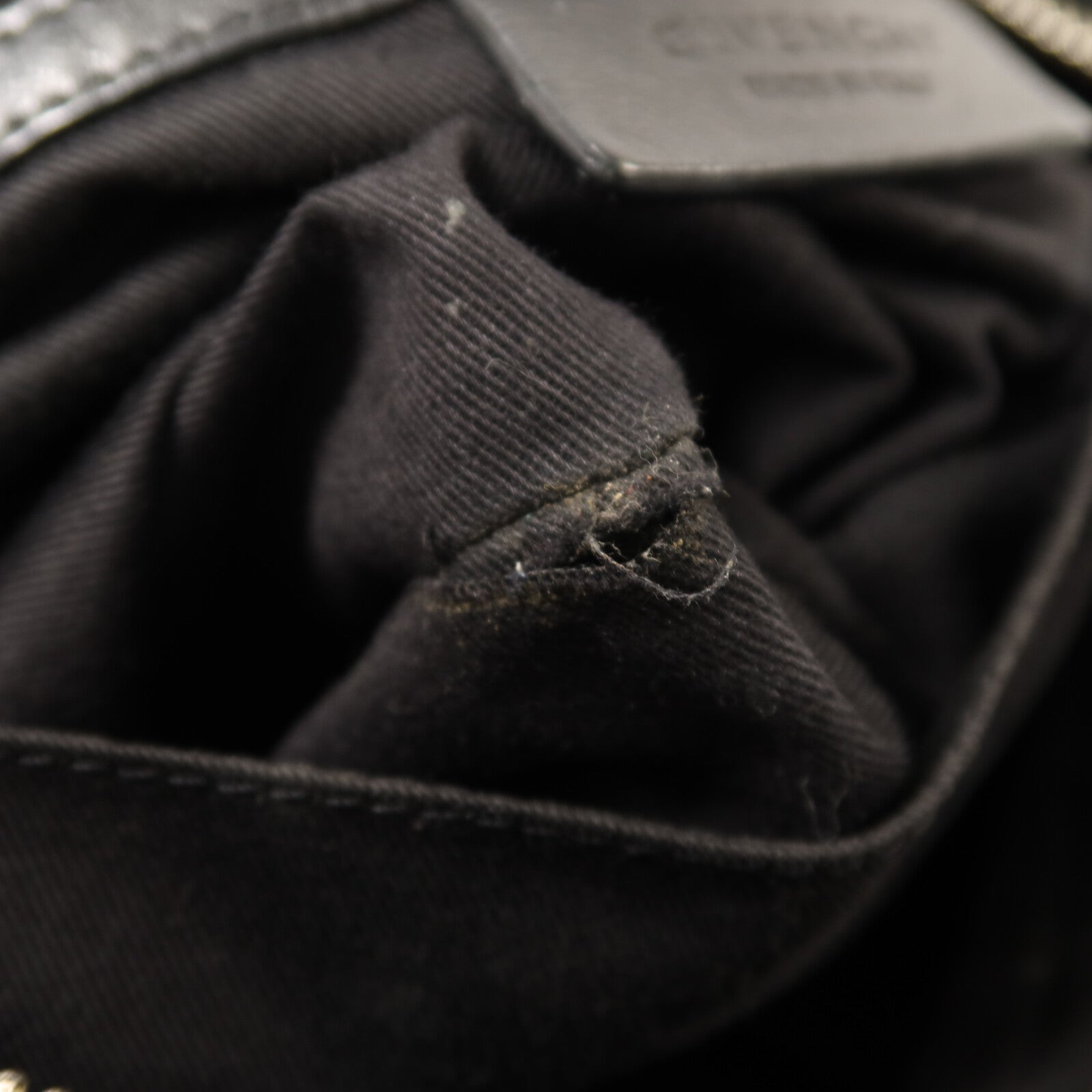 GIVENCHY 牛皮皮革Pandora銀扣手挽肩背兩用袋