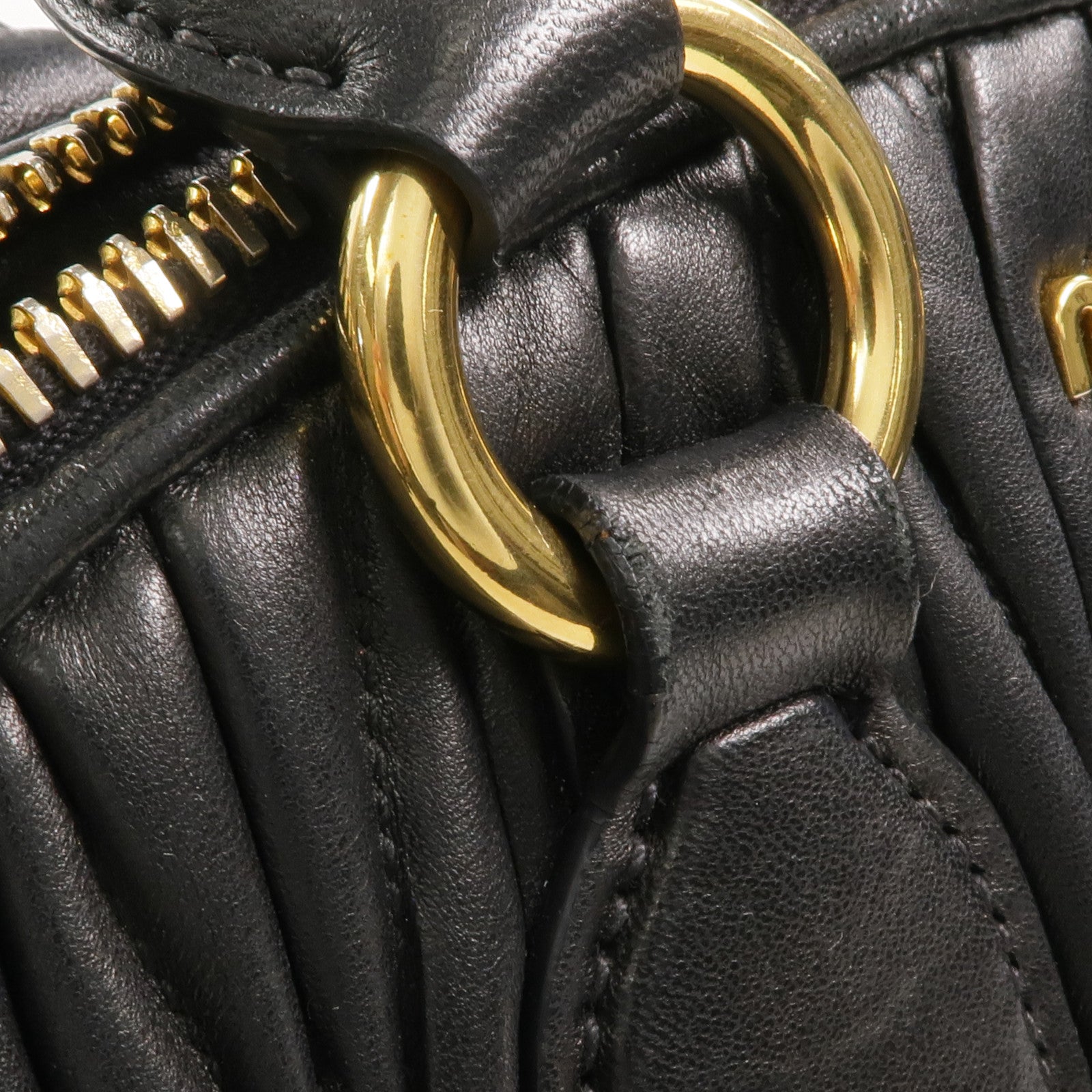 Miu Miu 羊皮皮革2 Way Shoulder金扣手挽肩背兩用袋