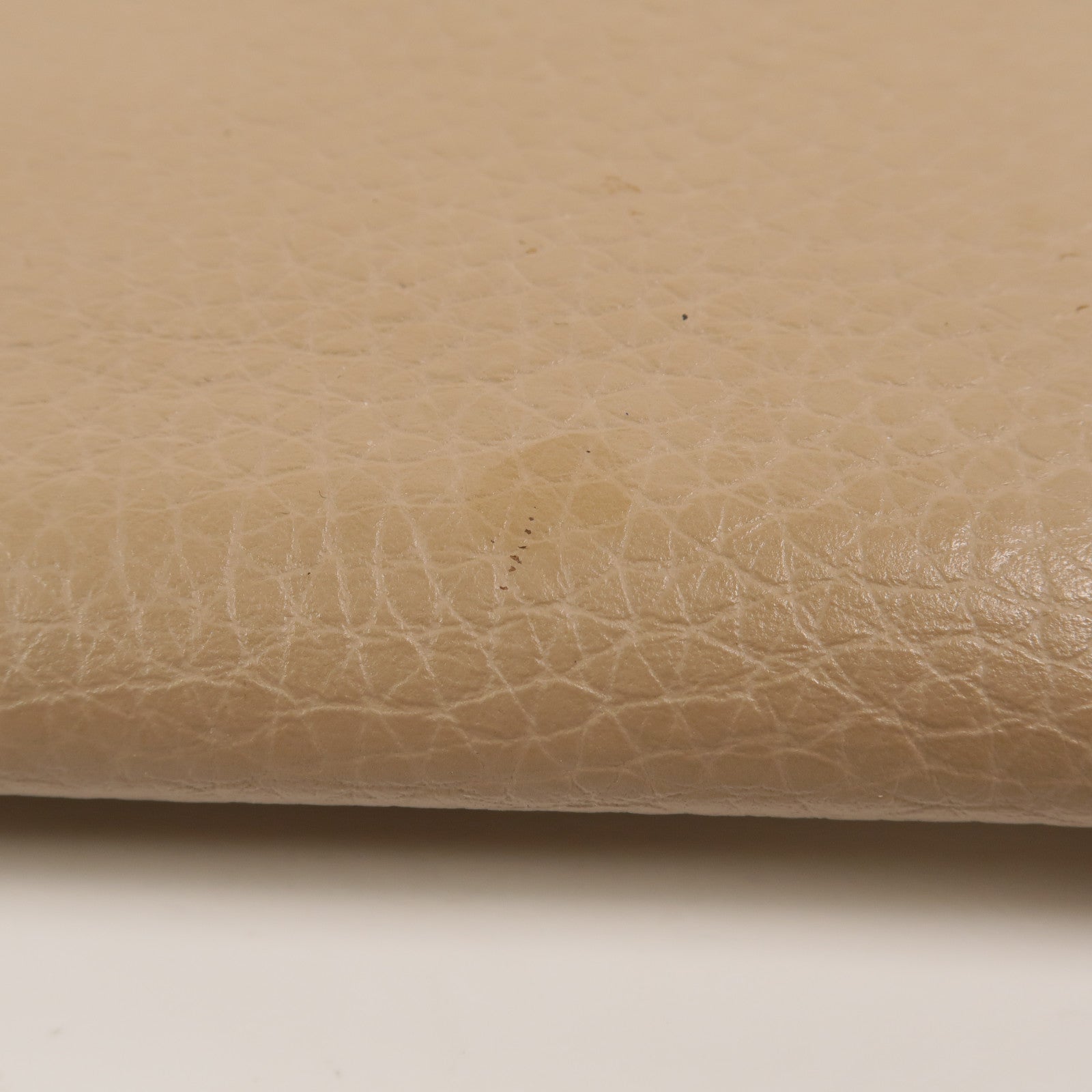 LOUIS VUITTON 牛皮皮革Capucines長錢包