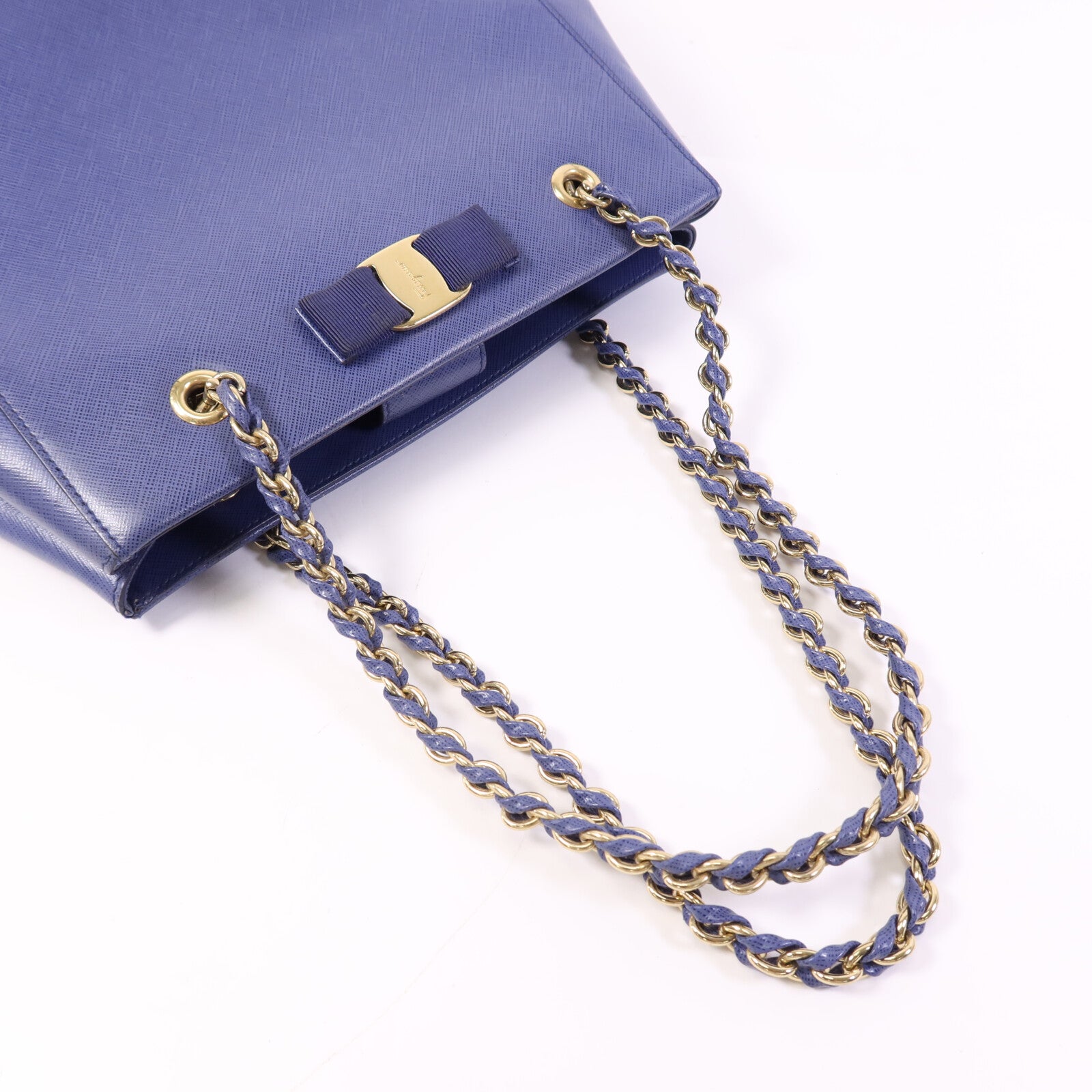 Salvatore Ferragamo 牛皮皮革Shoulder Bag金扣肩背袋