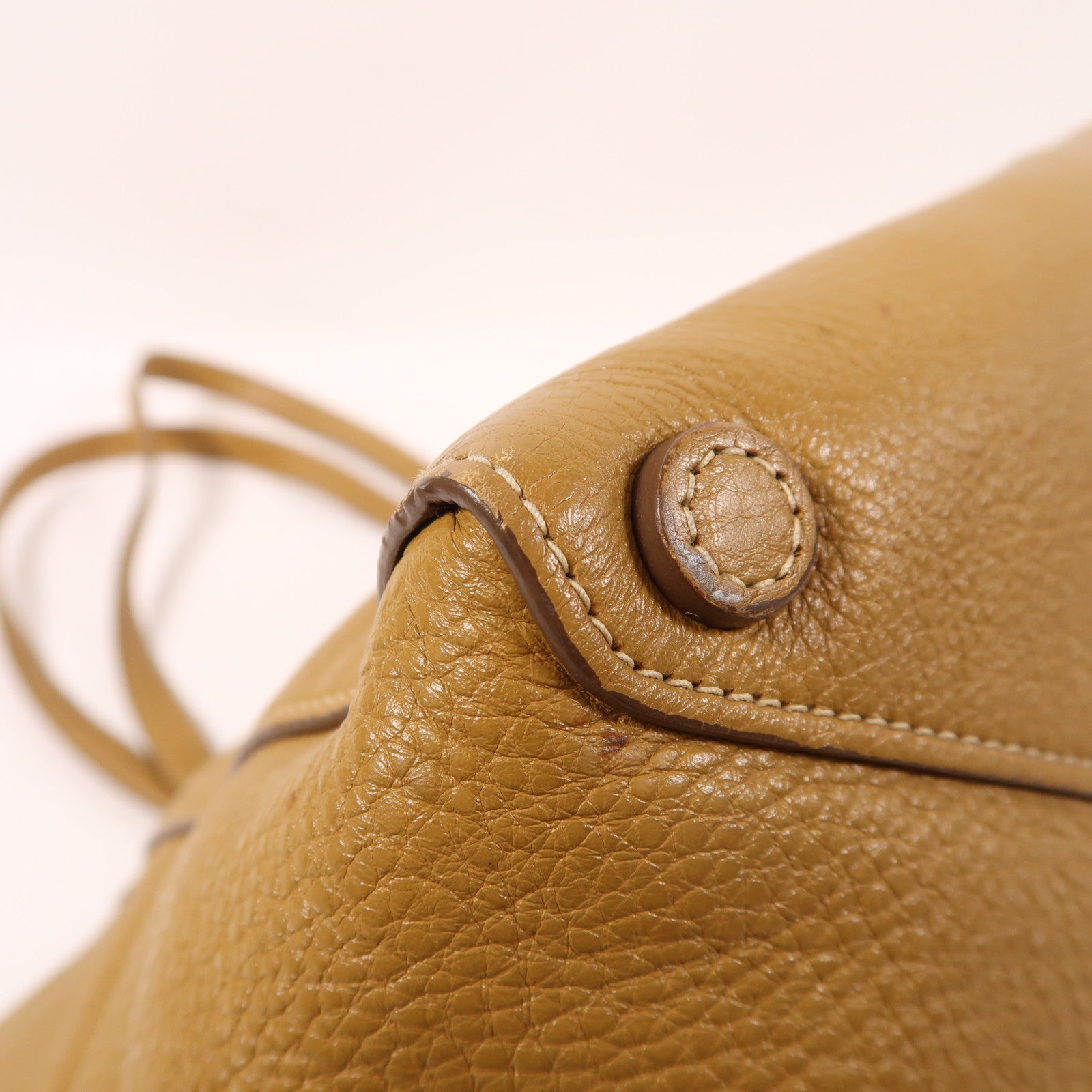 PRADA 牛皮皮革Tote Bag金扣肩背袋