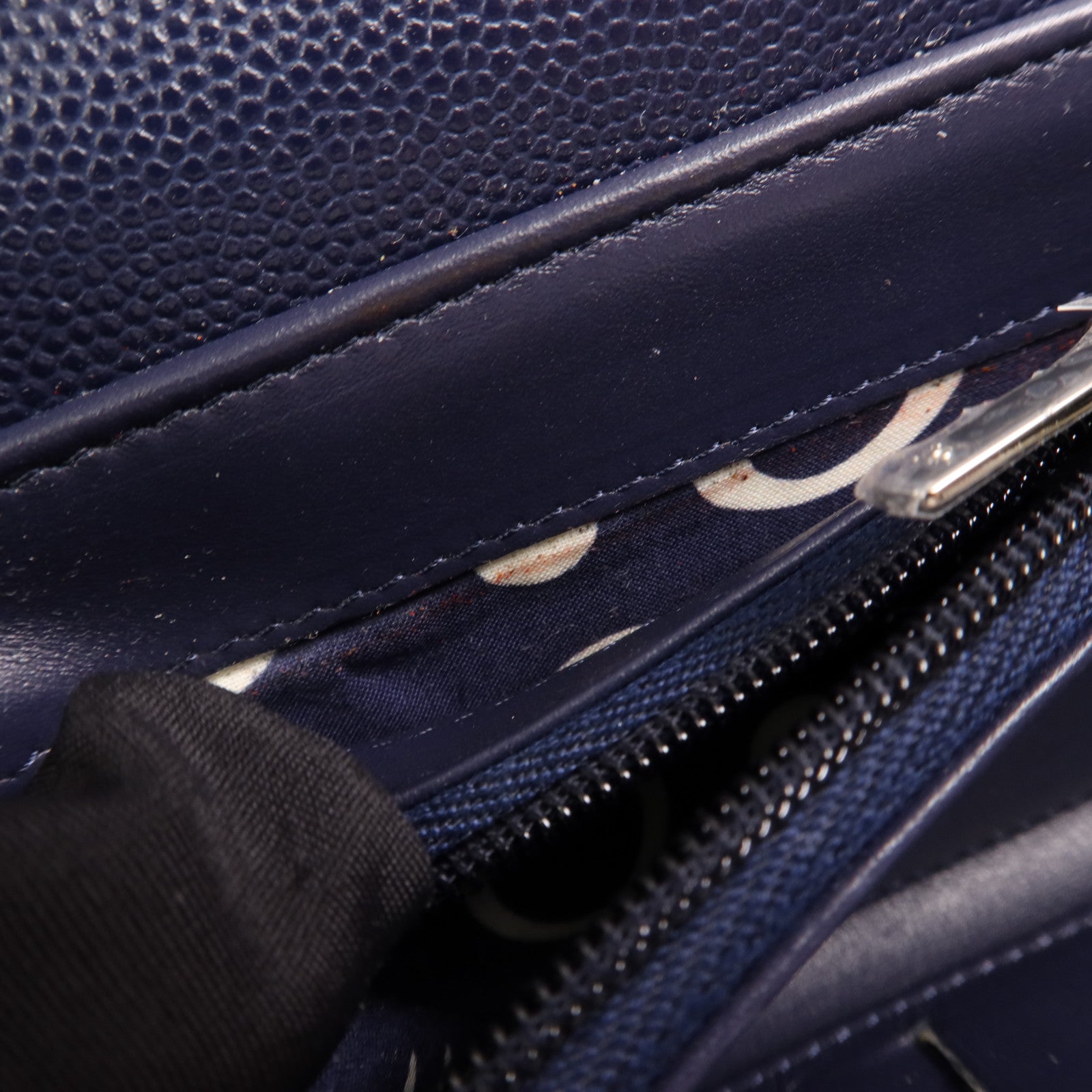 CHANEL 牛皮皮革Wallet金扣長錢包