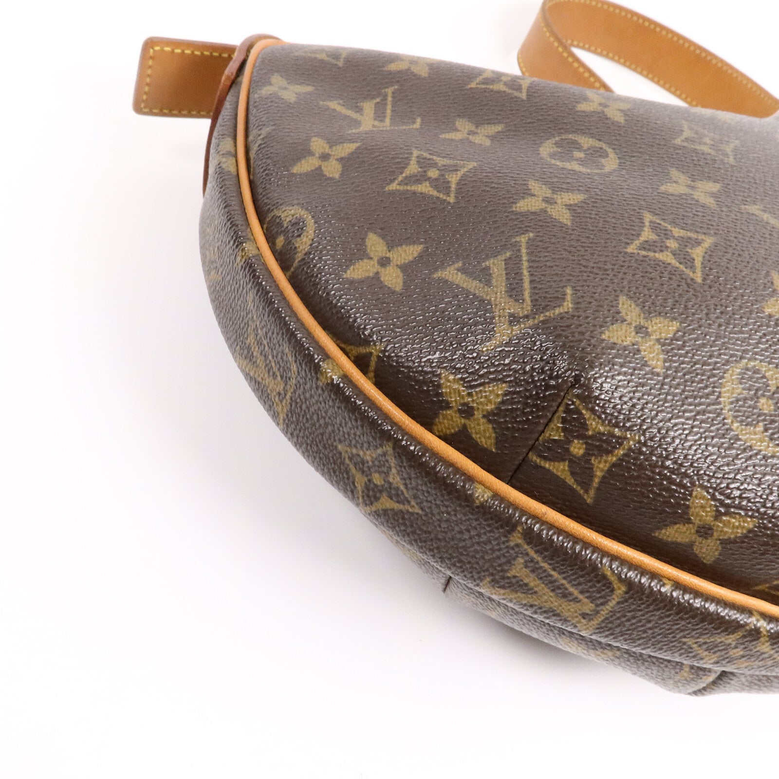 LOUIS VUITTON Monogram Croissant MM肩背袋