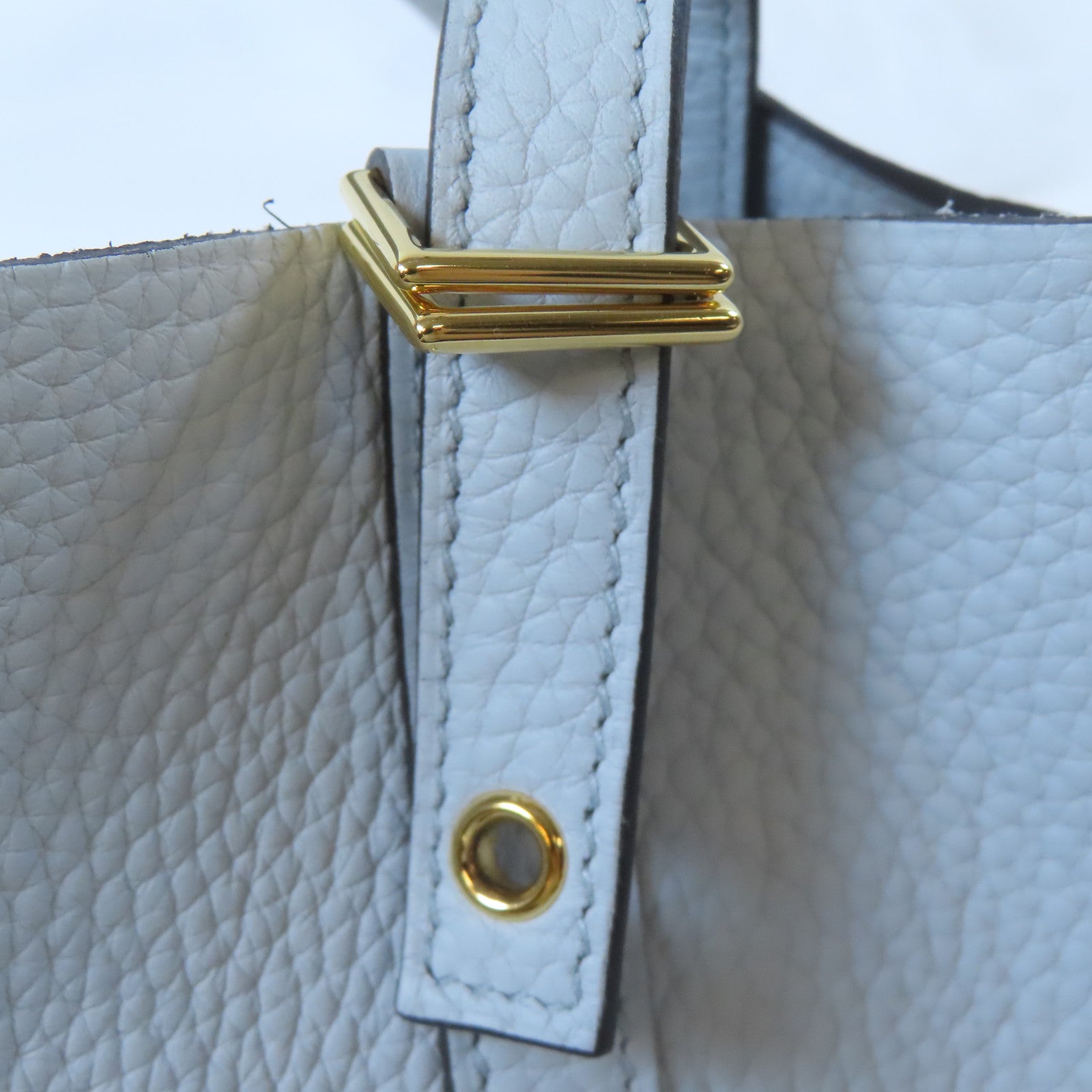 HERMES 【激減優惠】Clemence皮革Picotin MM金扣手挽袋淺藍色