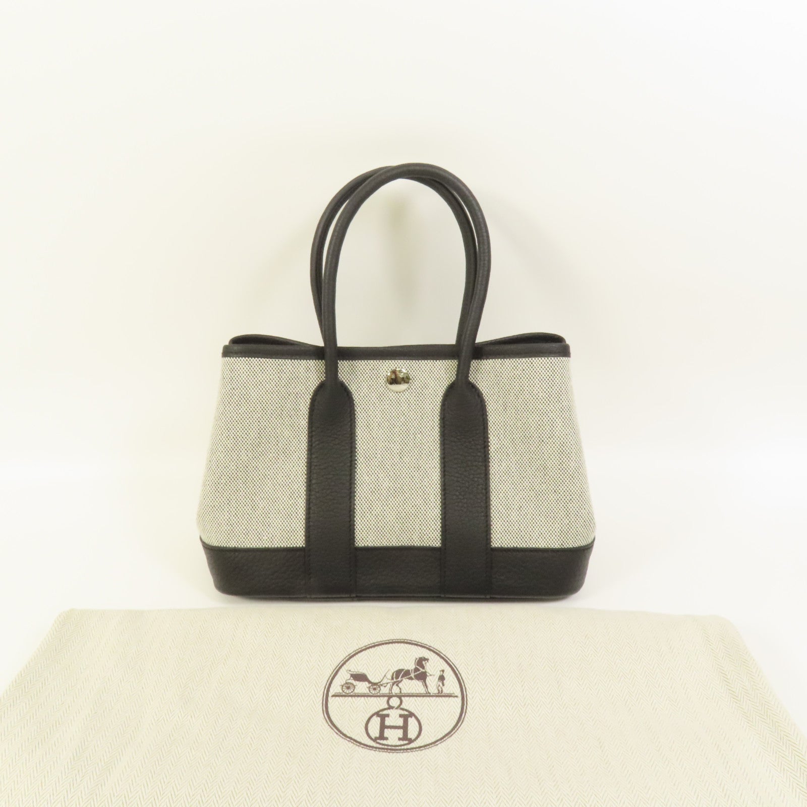 HERMES 帆布/Negonda皮革Garden Party 23銀扣手挽袋Noir