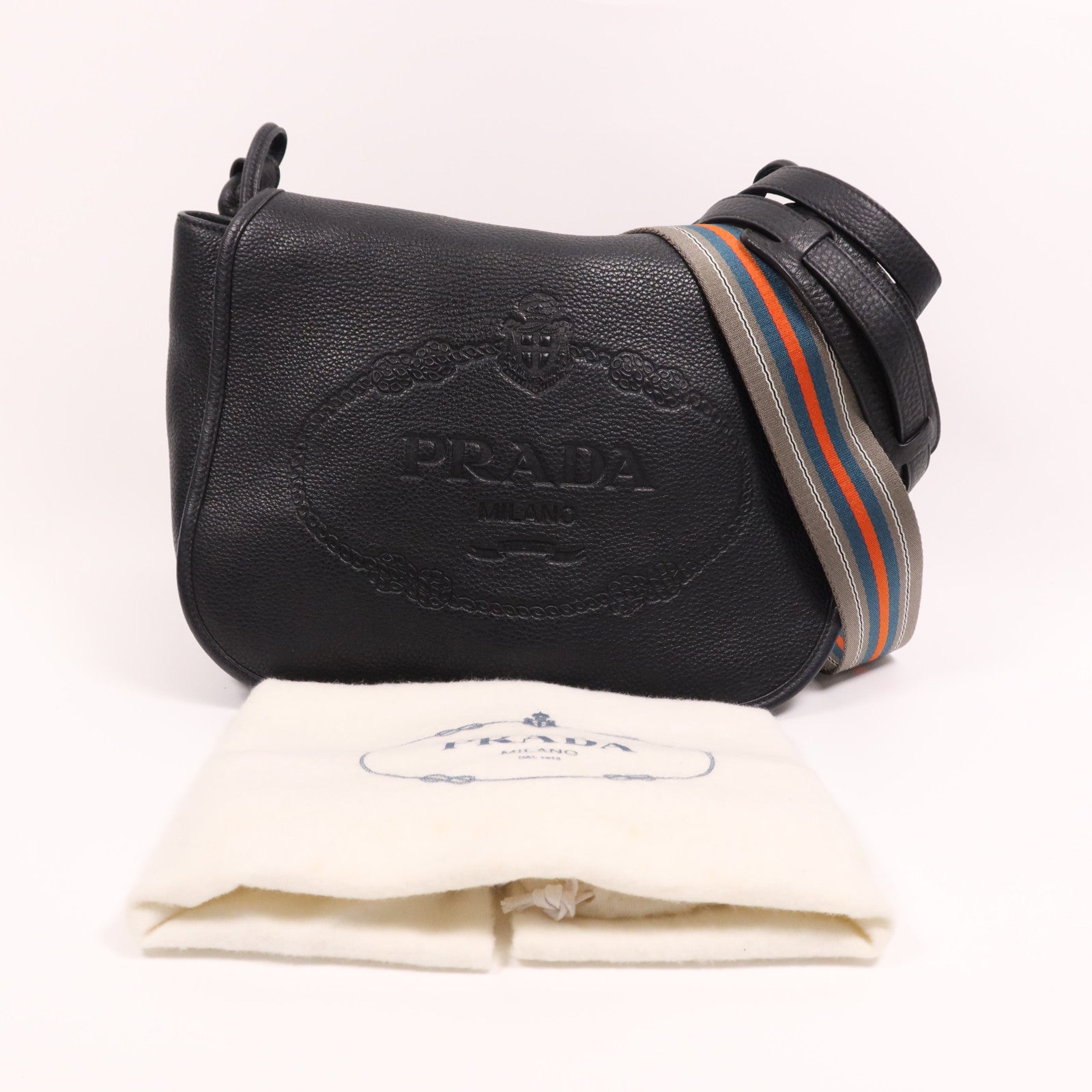 PRADA 牛皮皮革Shoulder Bag金扣肩背袋