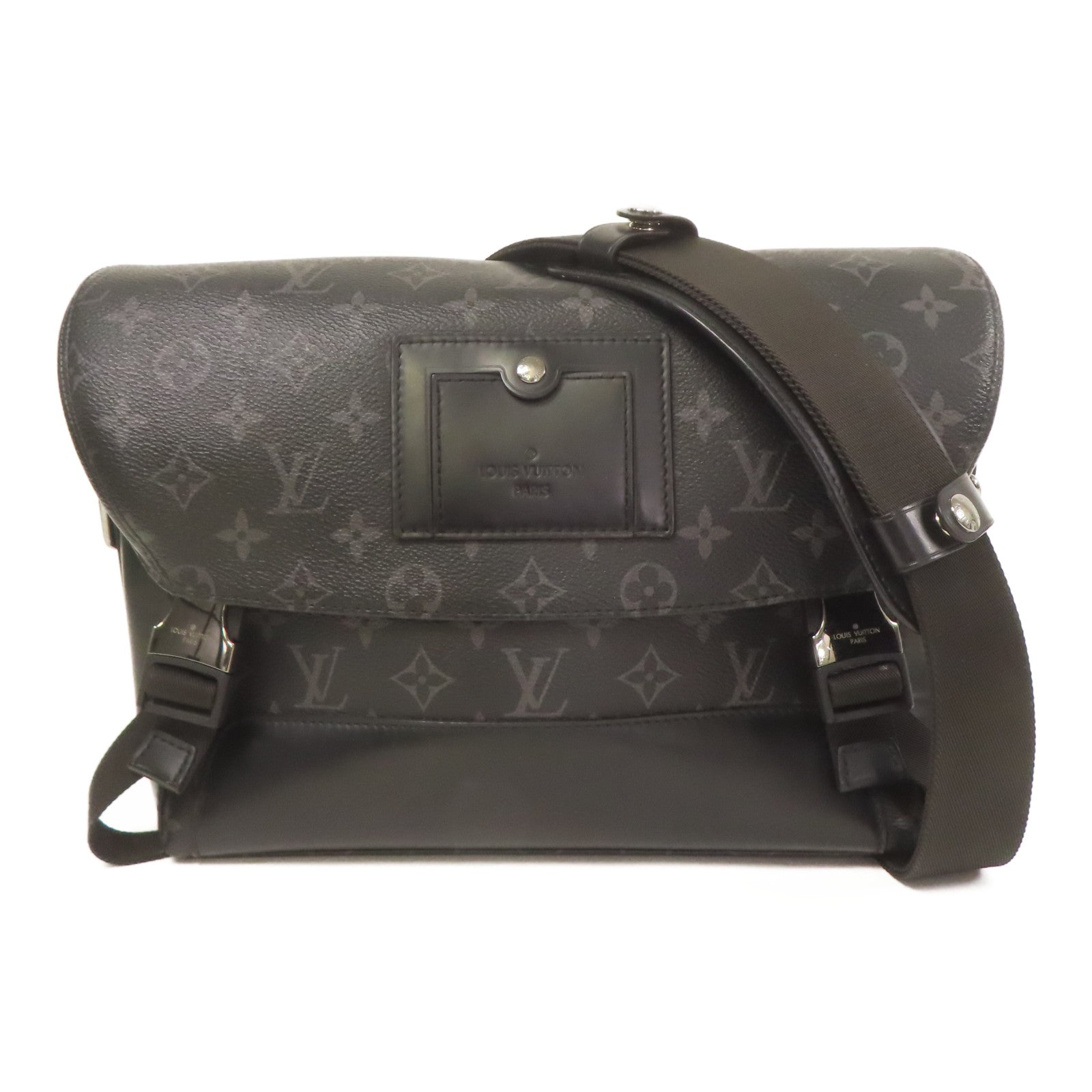 LOUIS VUITTON Monogram Eclipse Messenger PM Voyager銀扣肩背袋黑色