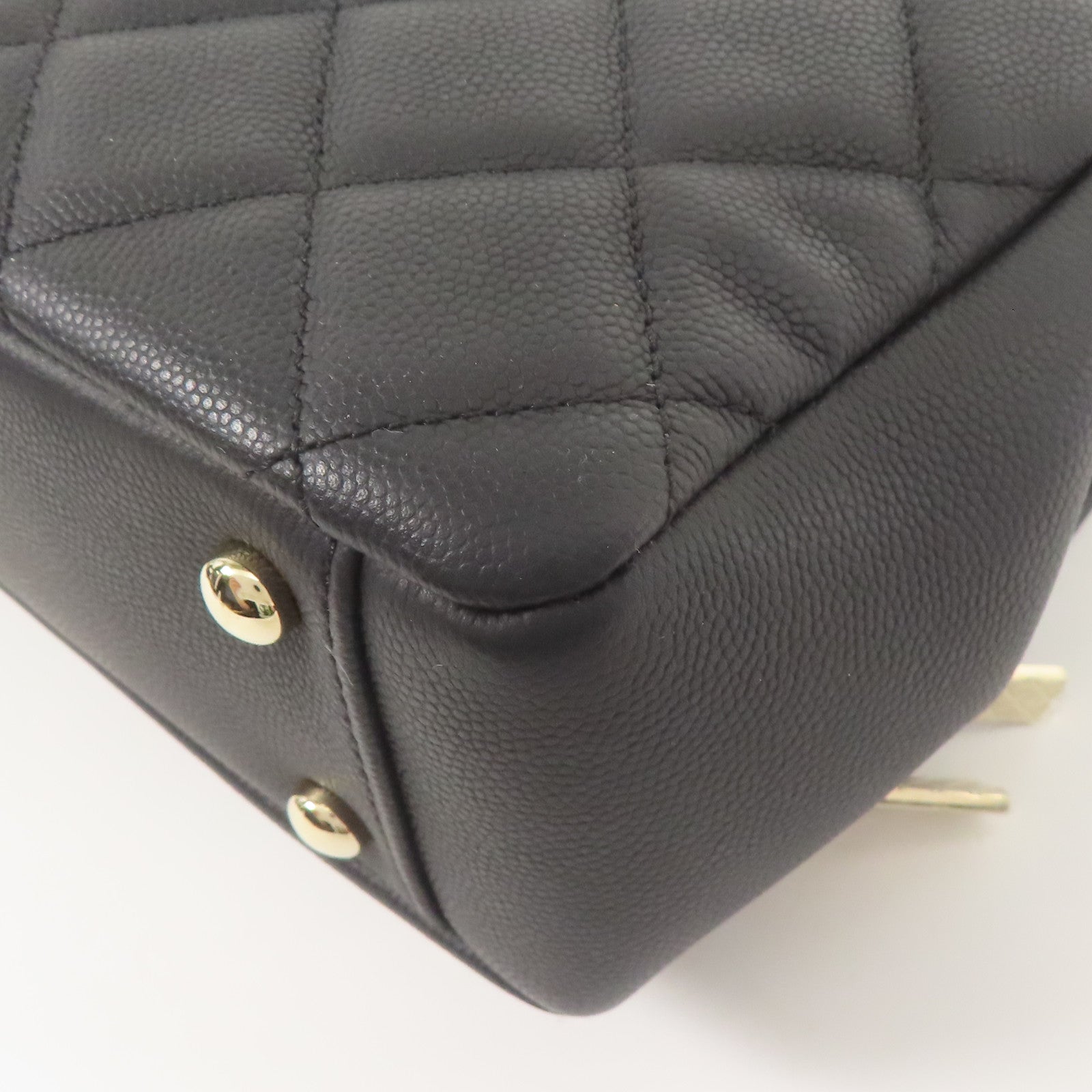 CHANEL 牛皮皮革Affinity Bag金扣手挽肩背兩用袋
